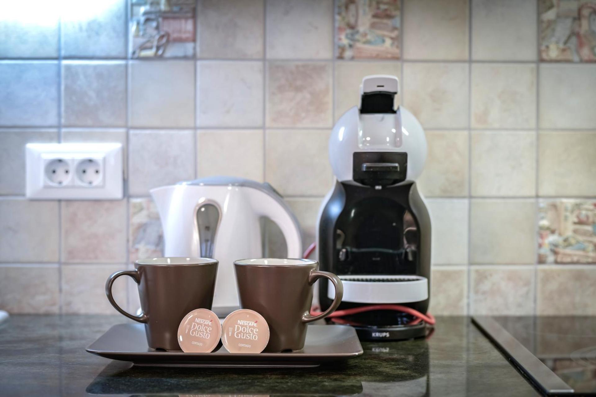 Coffee/tea facilities