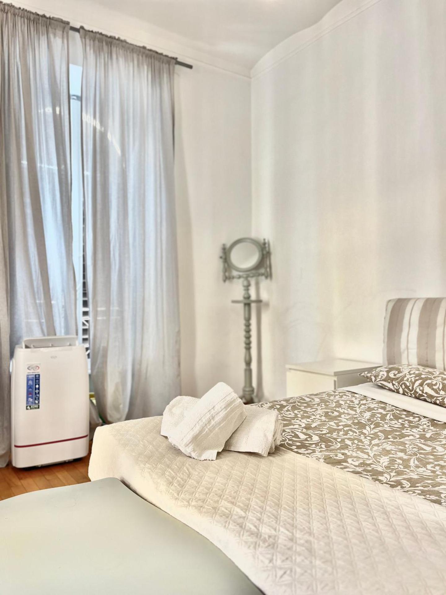 Glory house Vatican & Saint Peter Basilica