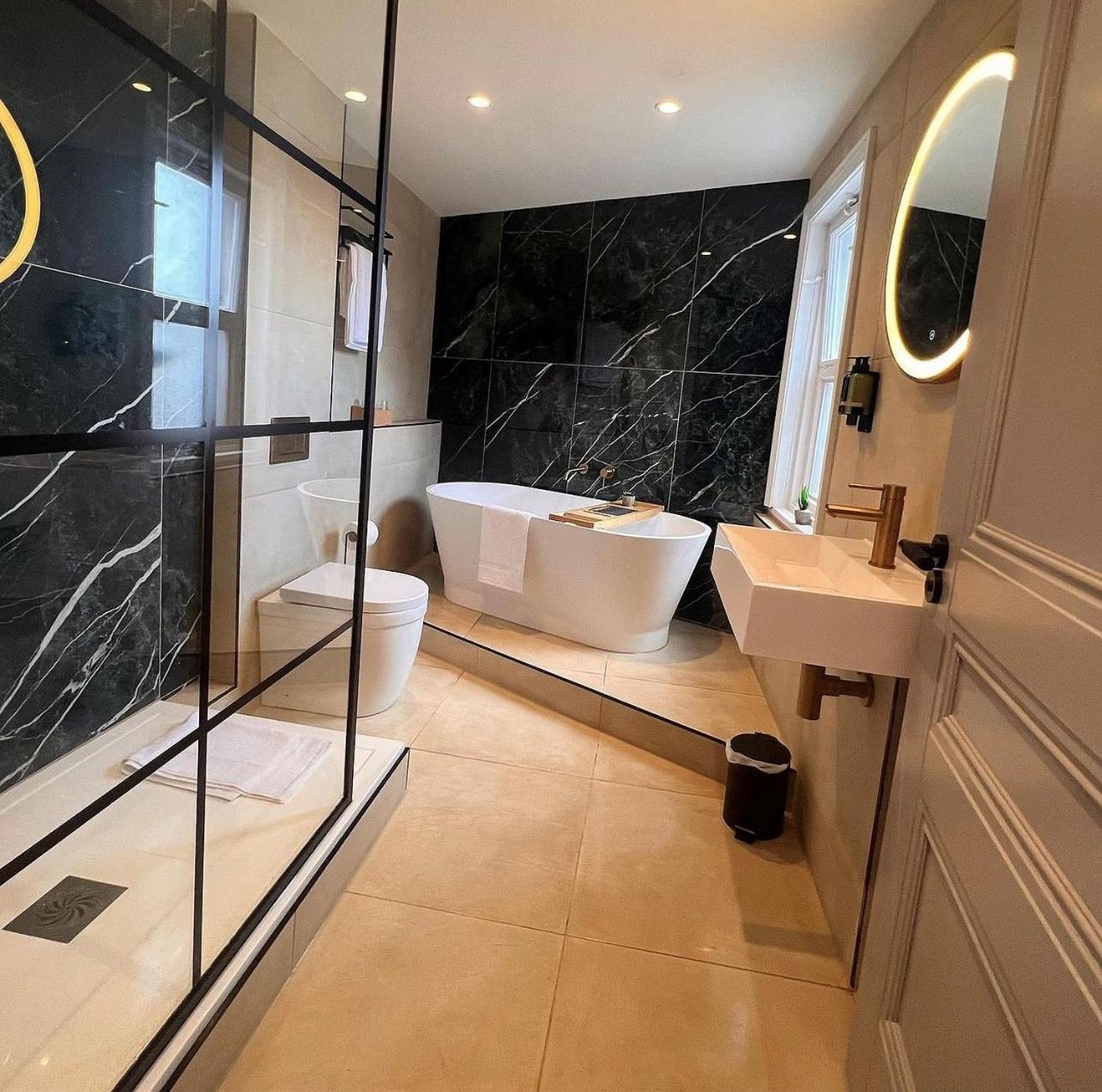 The Parr’s Bank Hotel