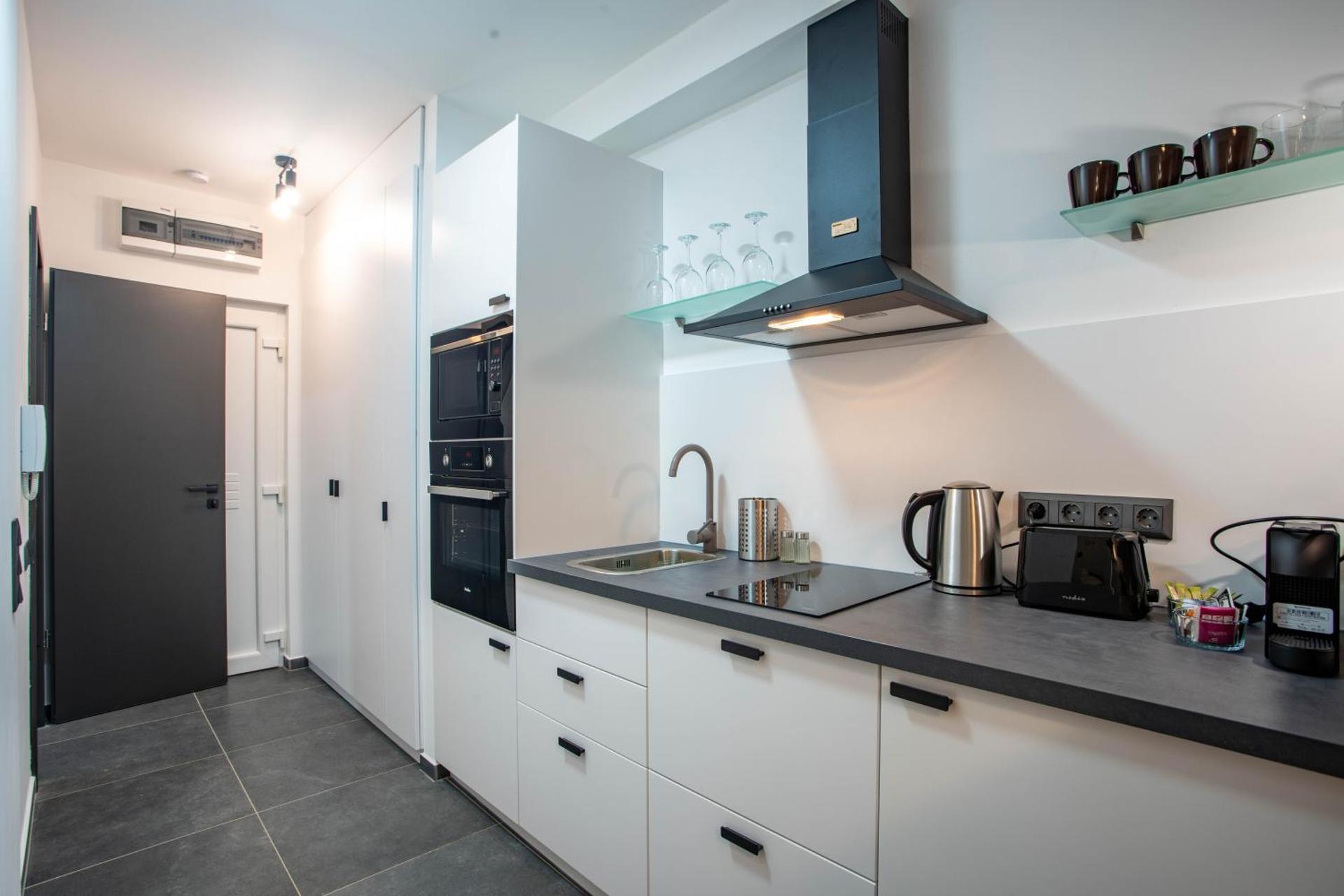 Vöröskő -LAK szauna és jakkuzi használattal