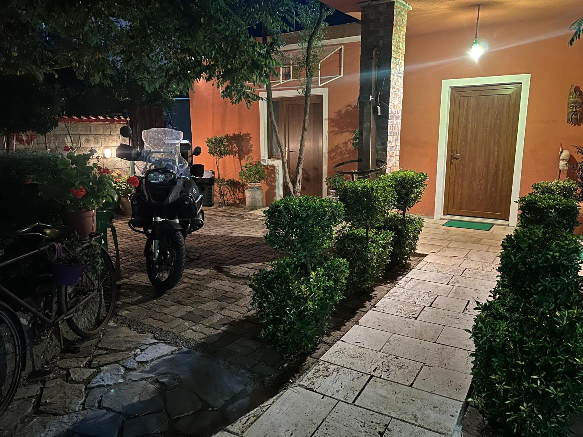 Guesthouse Koleci - Mrizi Zanave