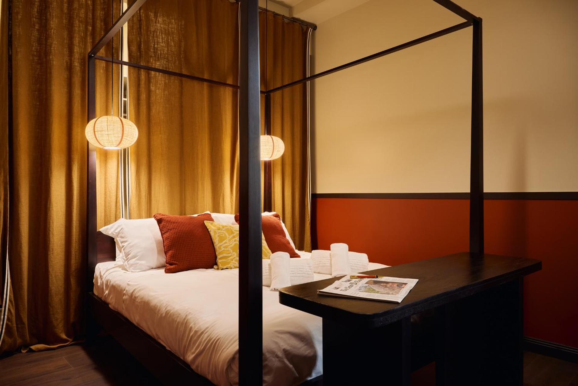 Maison Luxury Pantheon