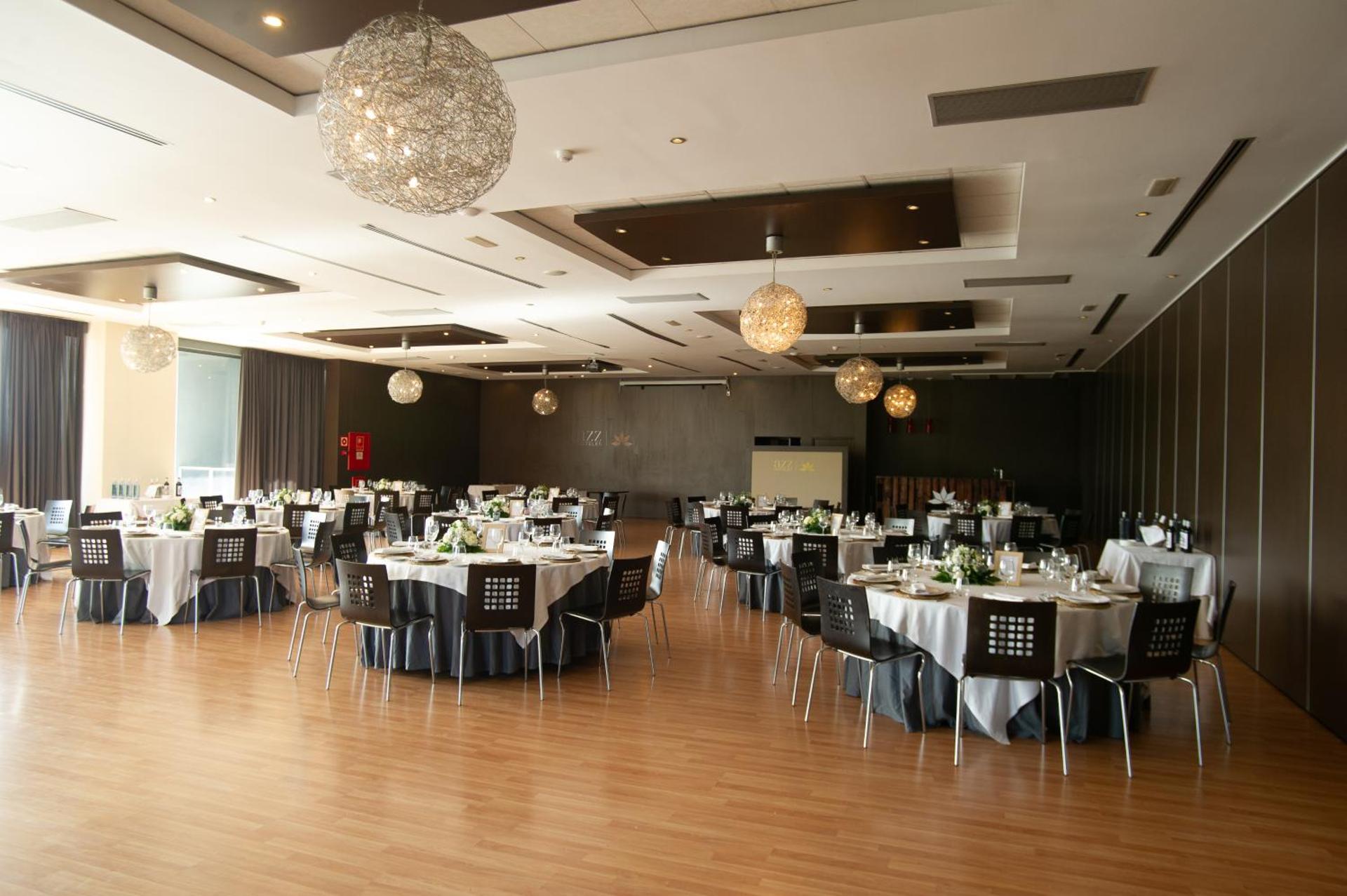 Meeting/conference room