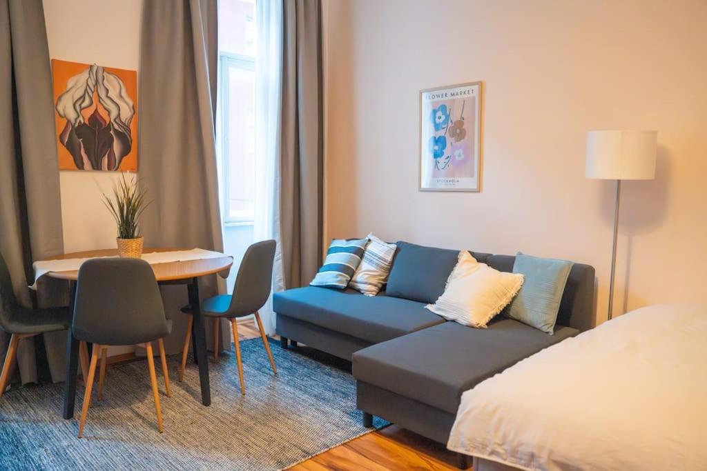 Klein aber fein FREE PARKING