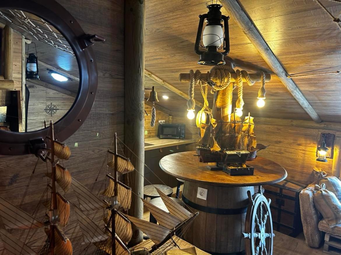 Les Chambres de Paulette Chambres à Thème Jack Sparrow