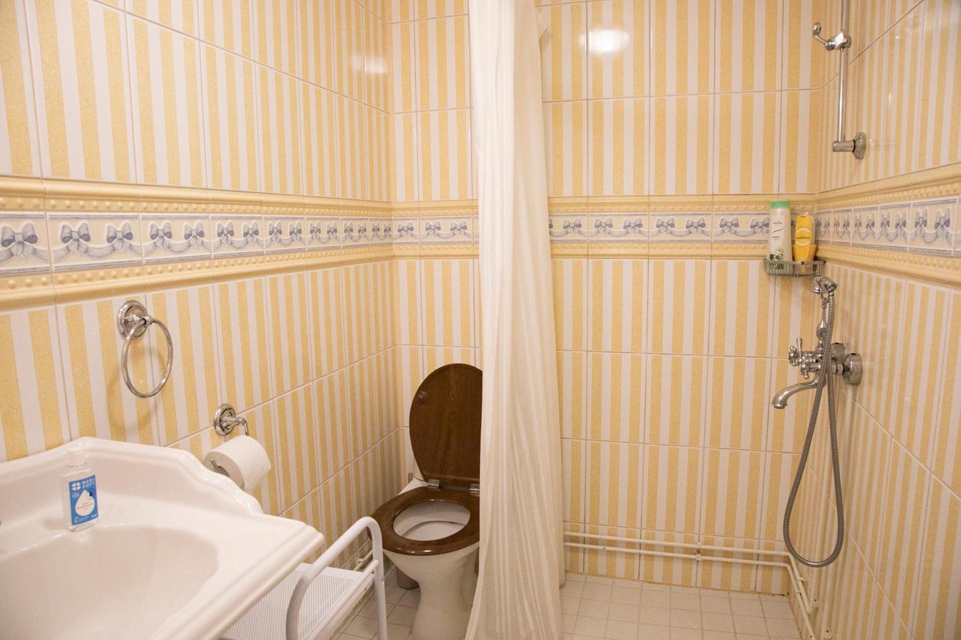 Triple Room with Private Bathroom