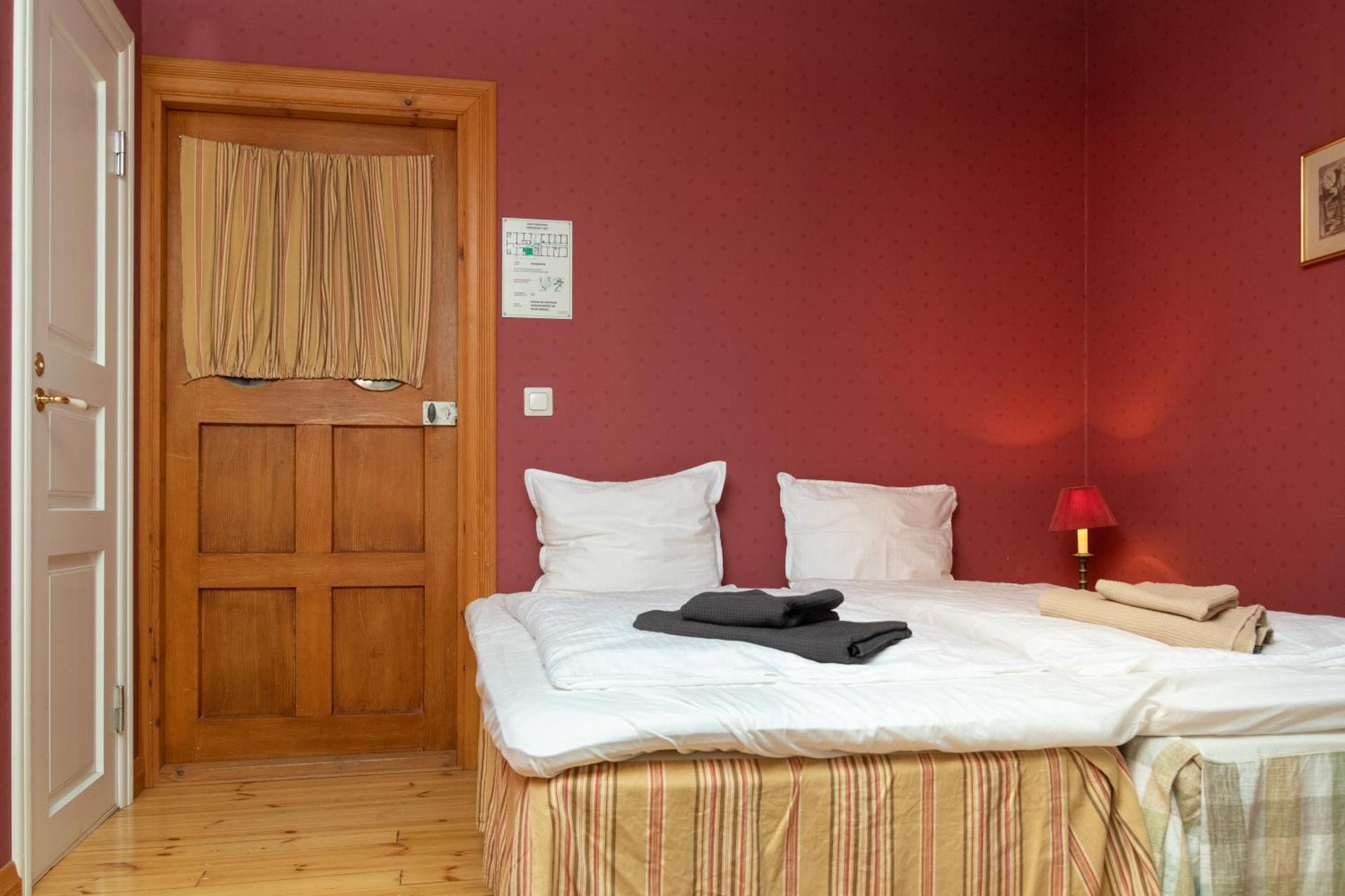 Double Room with Shared Bathroom