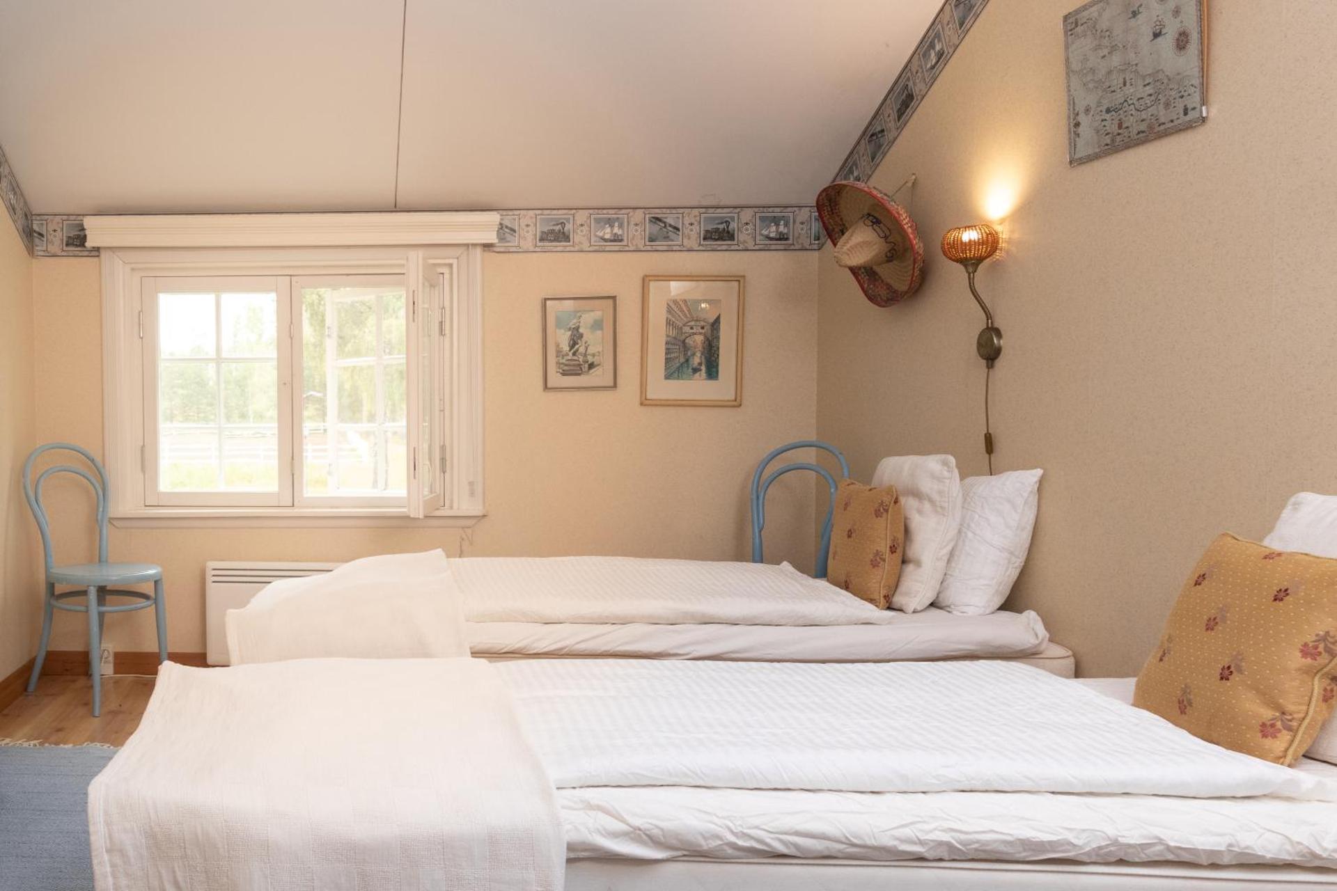 Double or Twin Room with Shared Bathroom