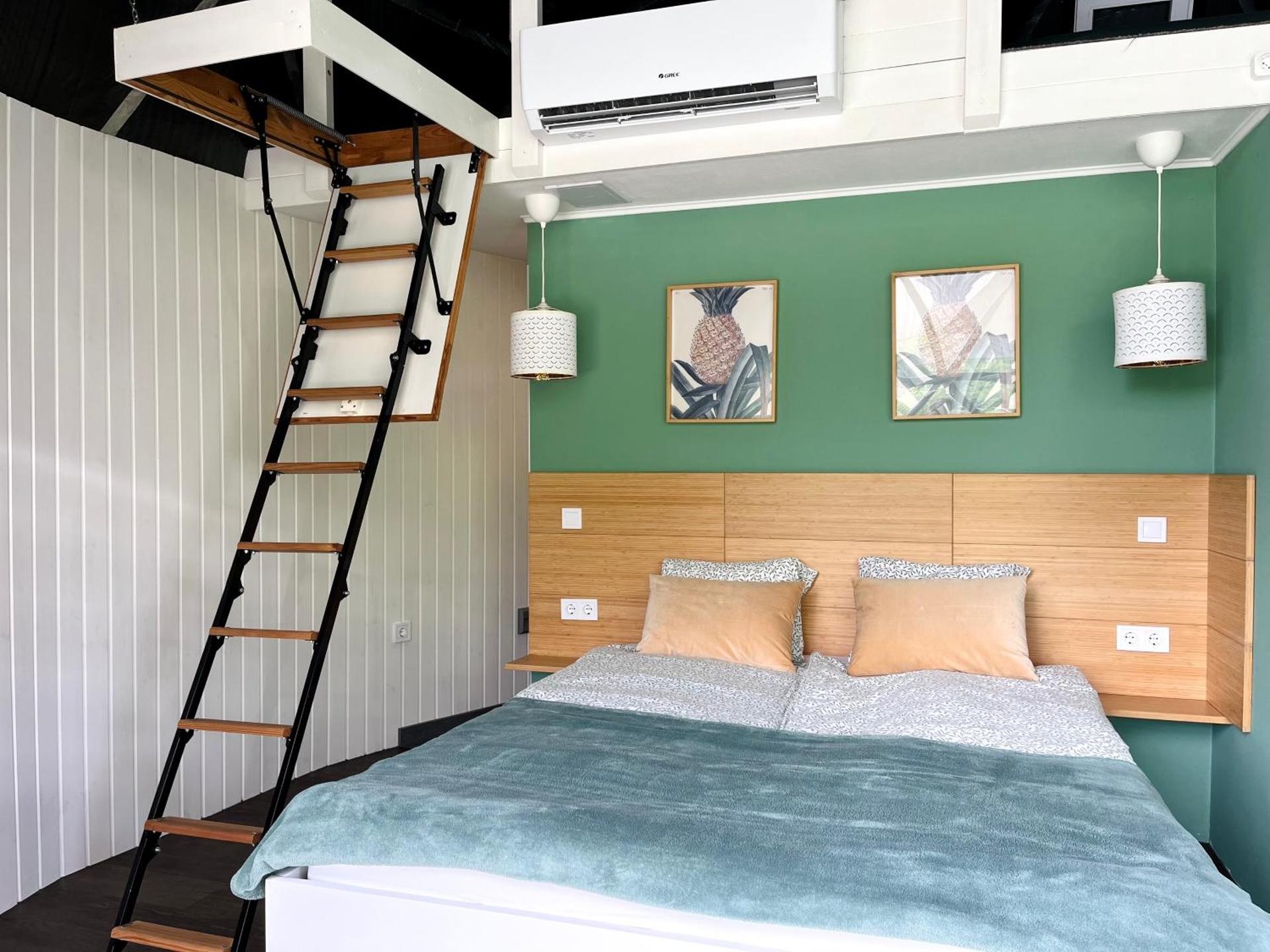 DOMEGLAMPING at FISHINGLAKE