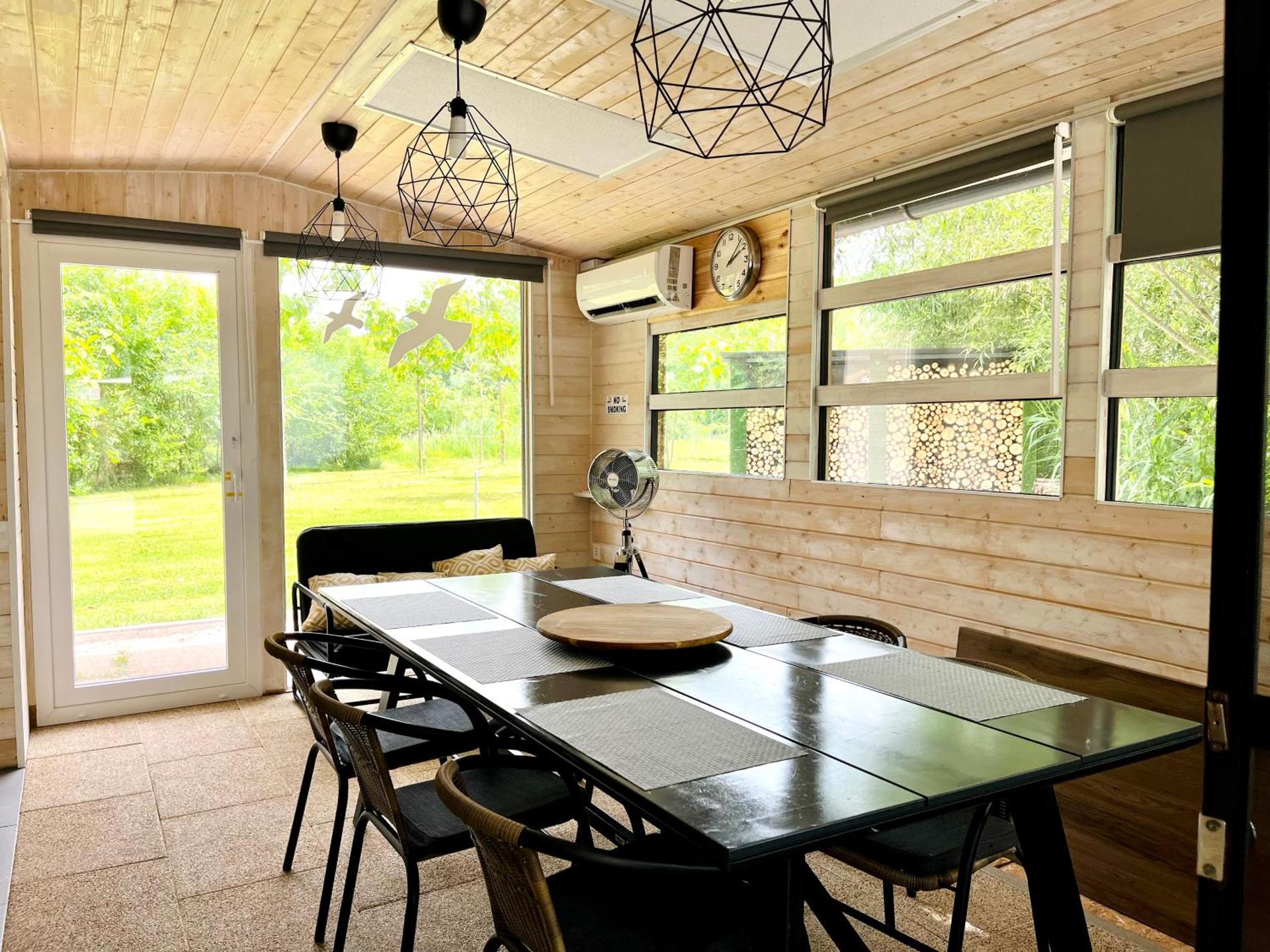 DOMEGLAMPING at FISHINGLAKE