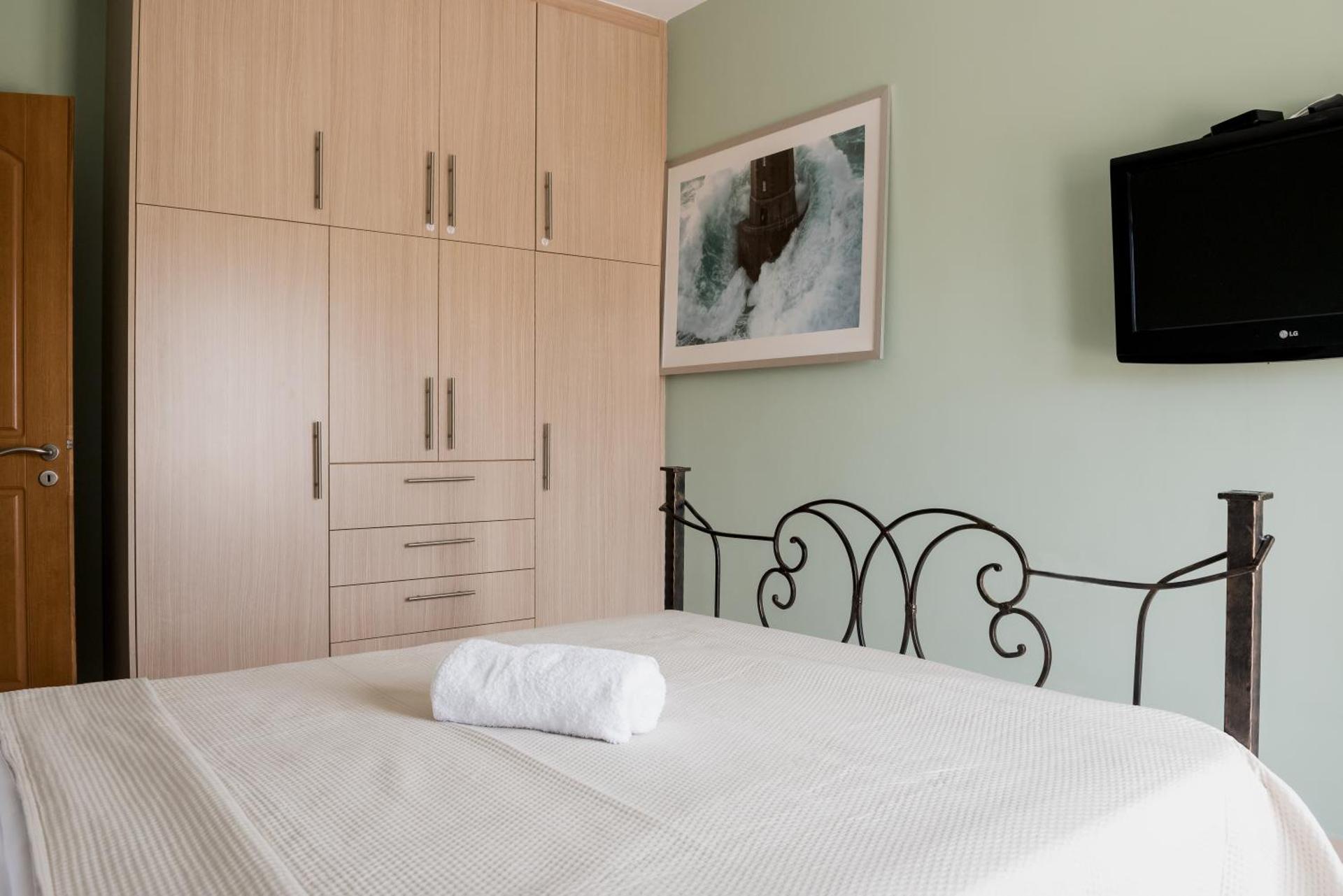 Villa Discover Evia - With Private Jacuzzi