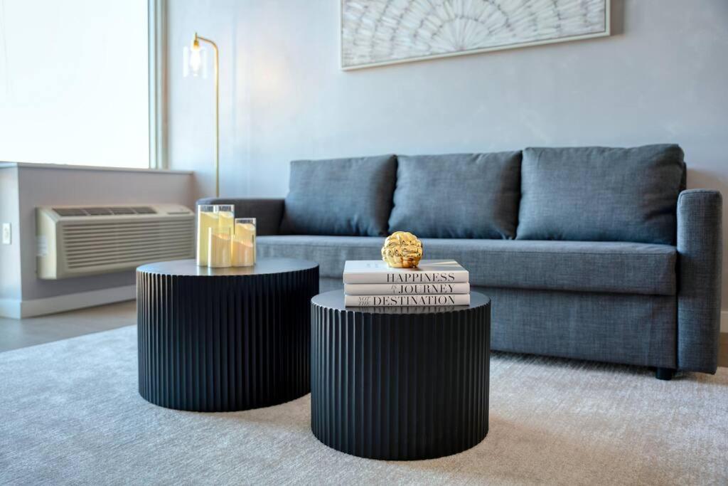 Empire State View - Luxury Apt - Shuttle to NYC