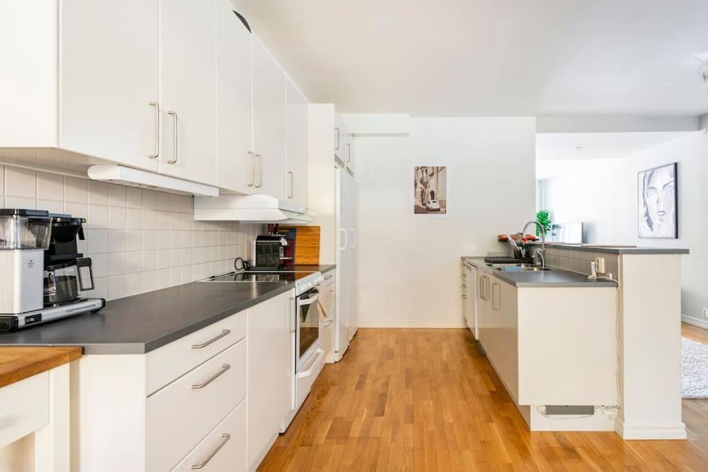 100 Sqm Apartment in Stockholms finest Area - Östermalm