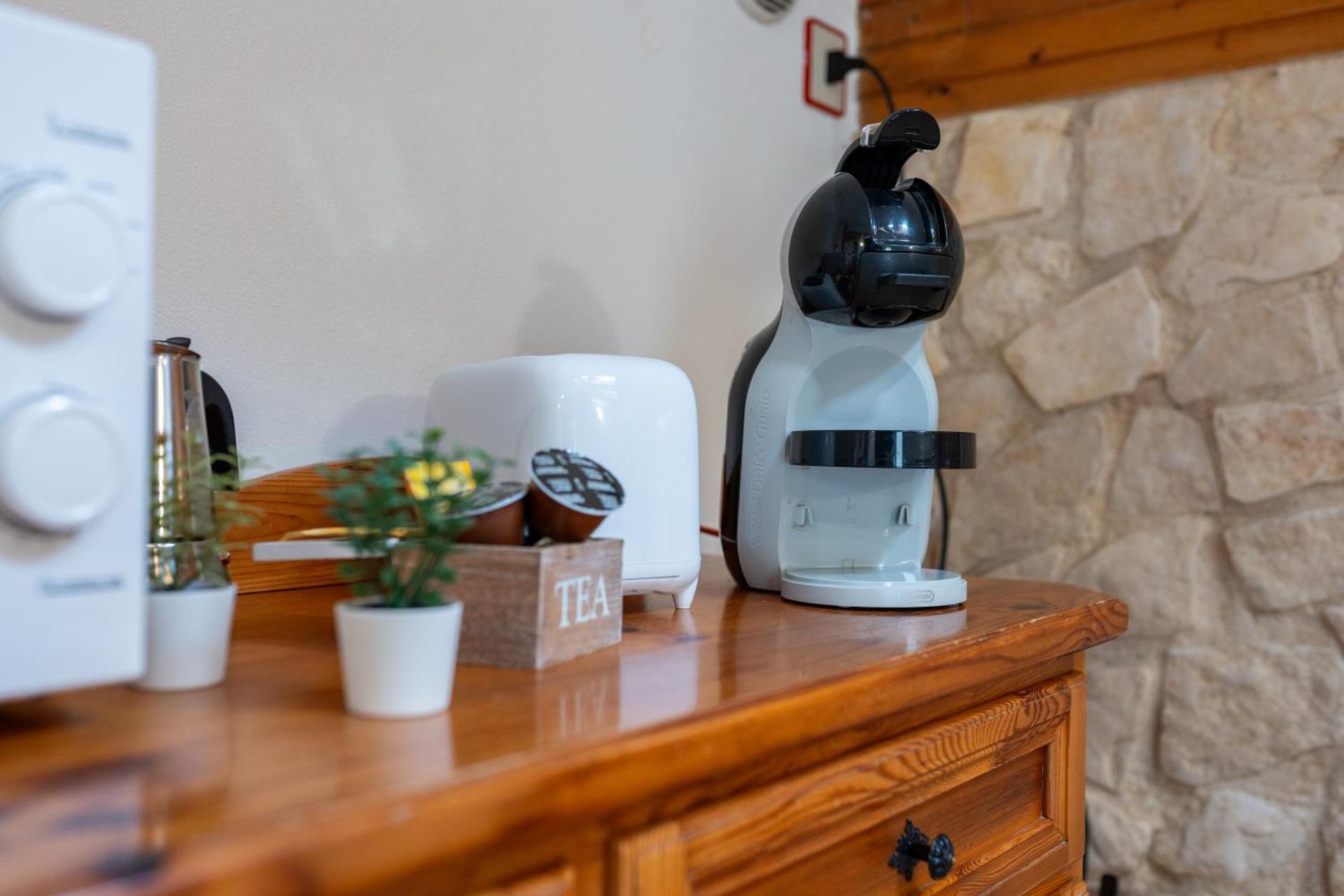 Coffee/tea facilities