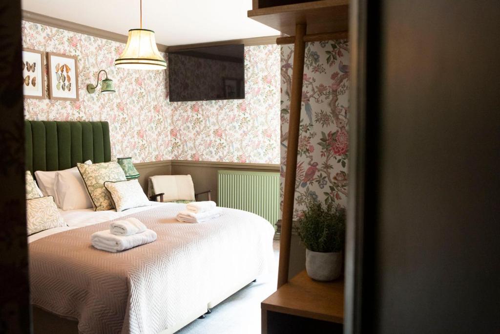 Bulls Head, Castleton