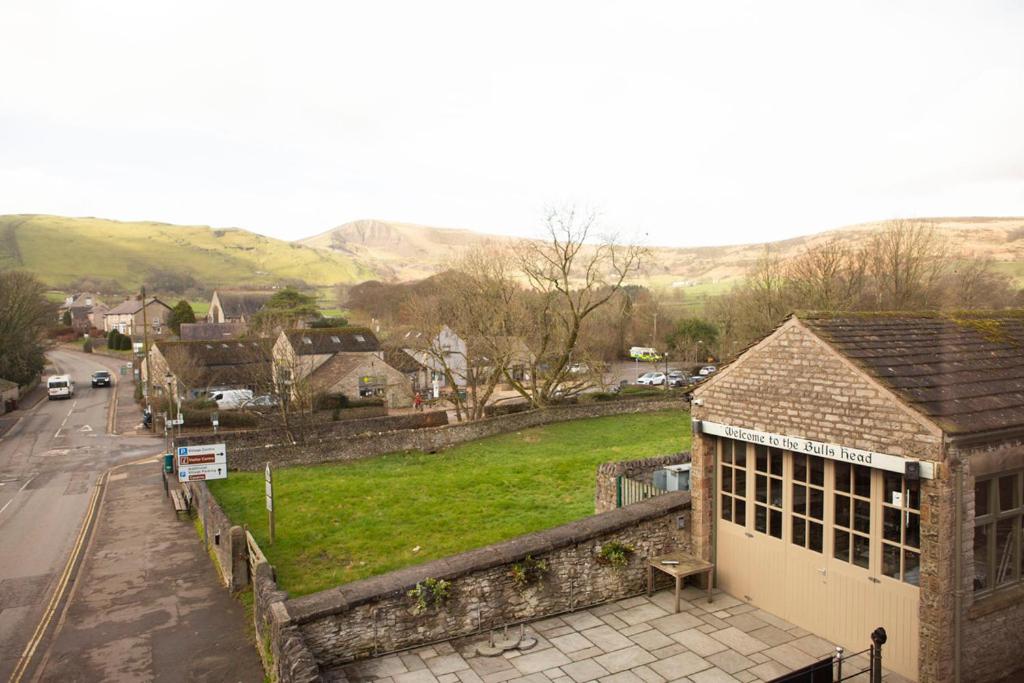 Bulls Head, Castleton