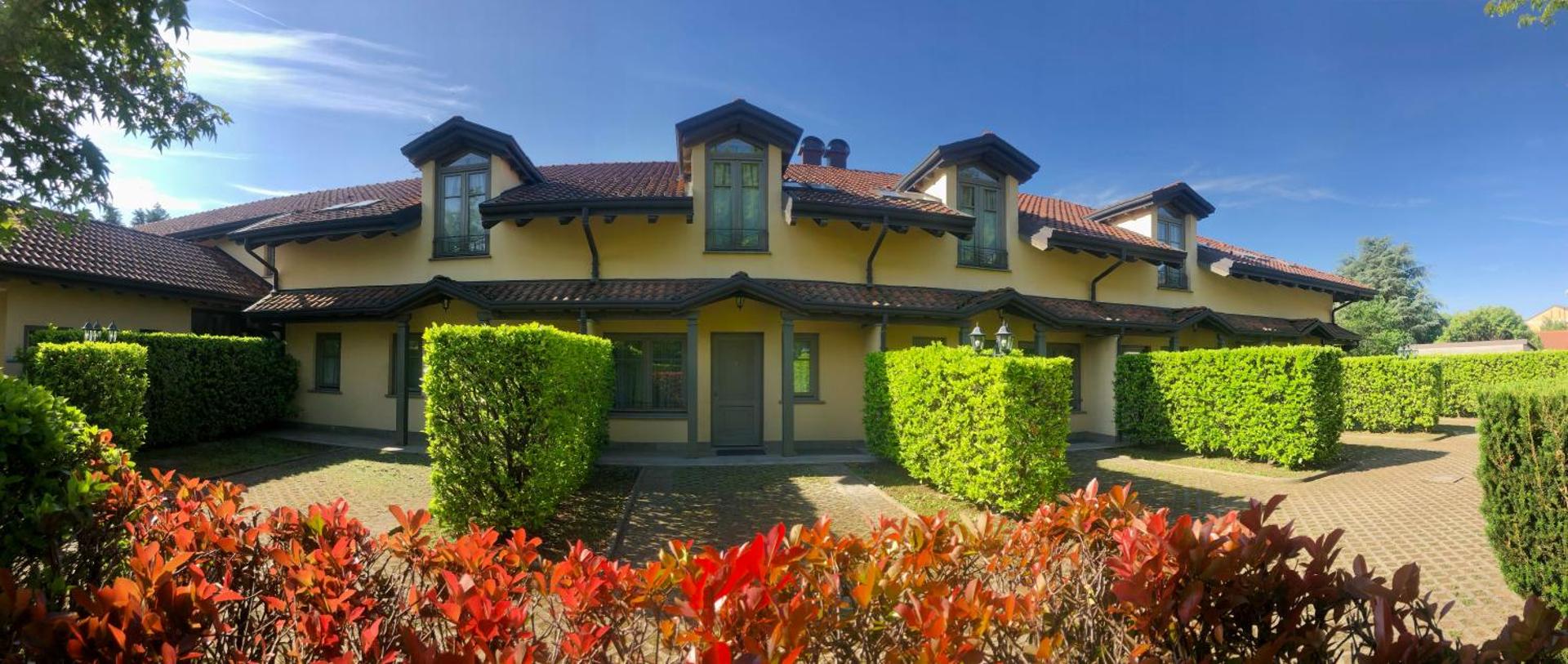 Inner courtyard view