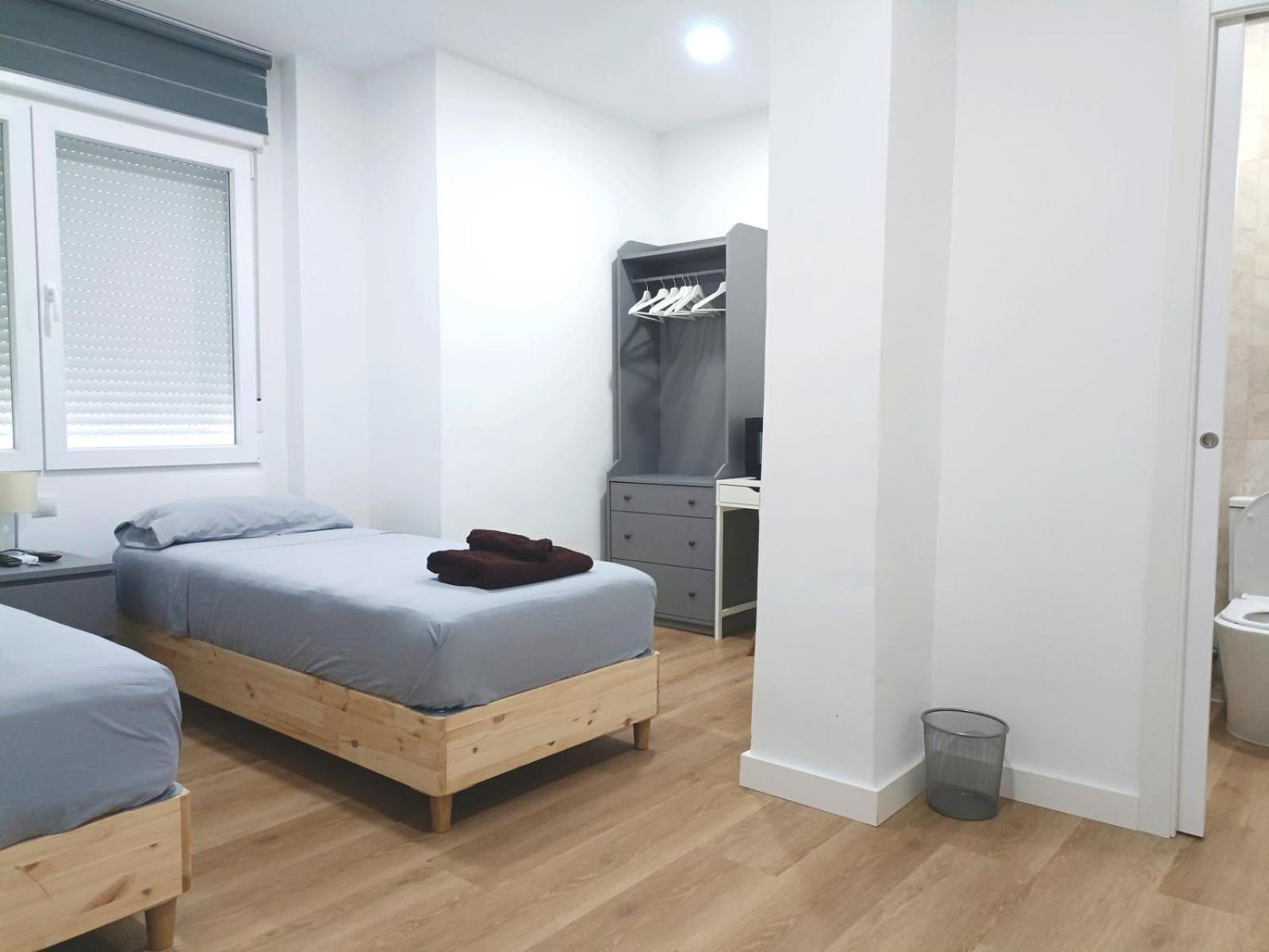 Casa de Huéspedes 12 Octubre Rooms