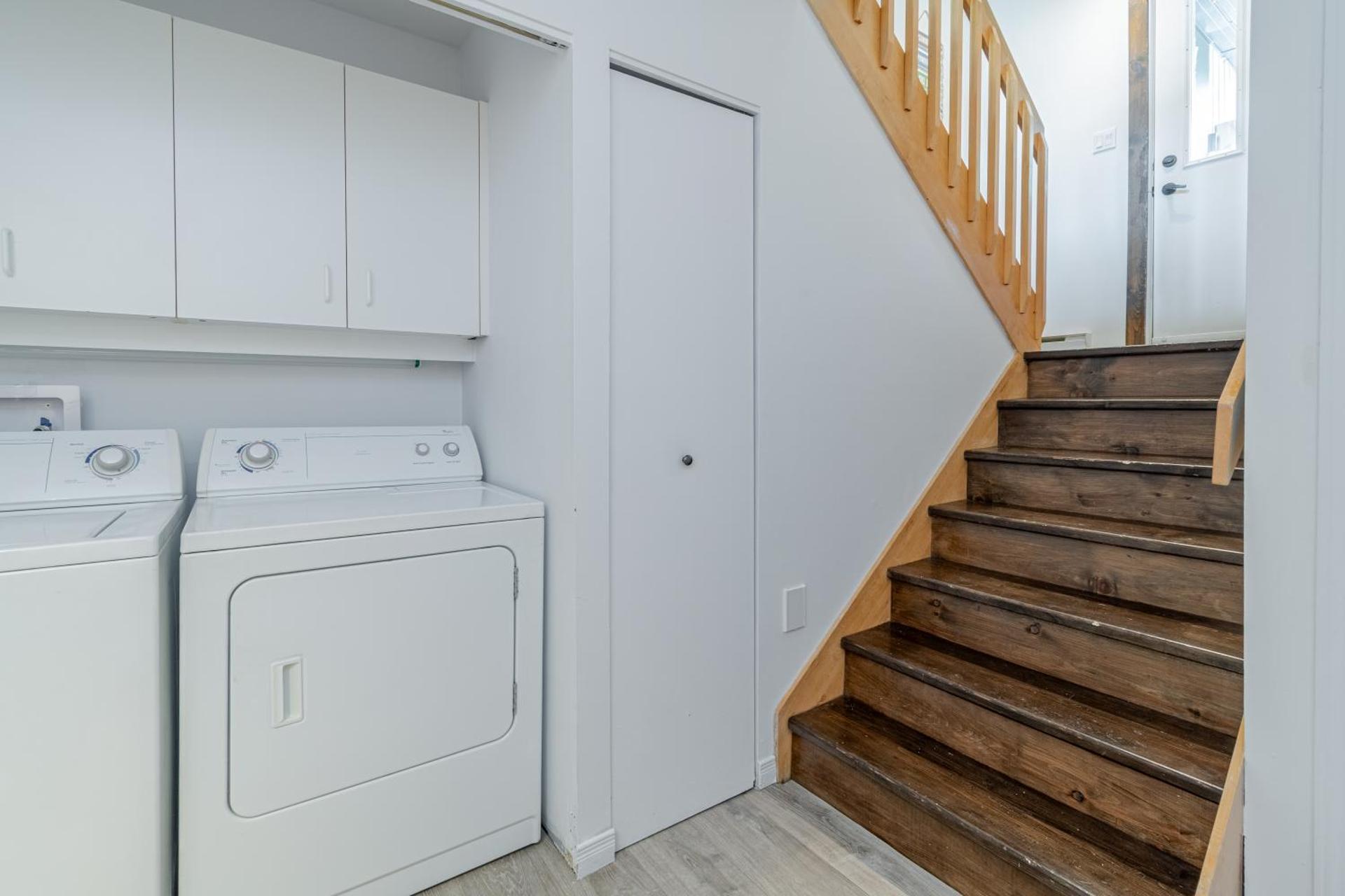 Superbe condo face aux pentes de ski Stoneham!!!