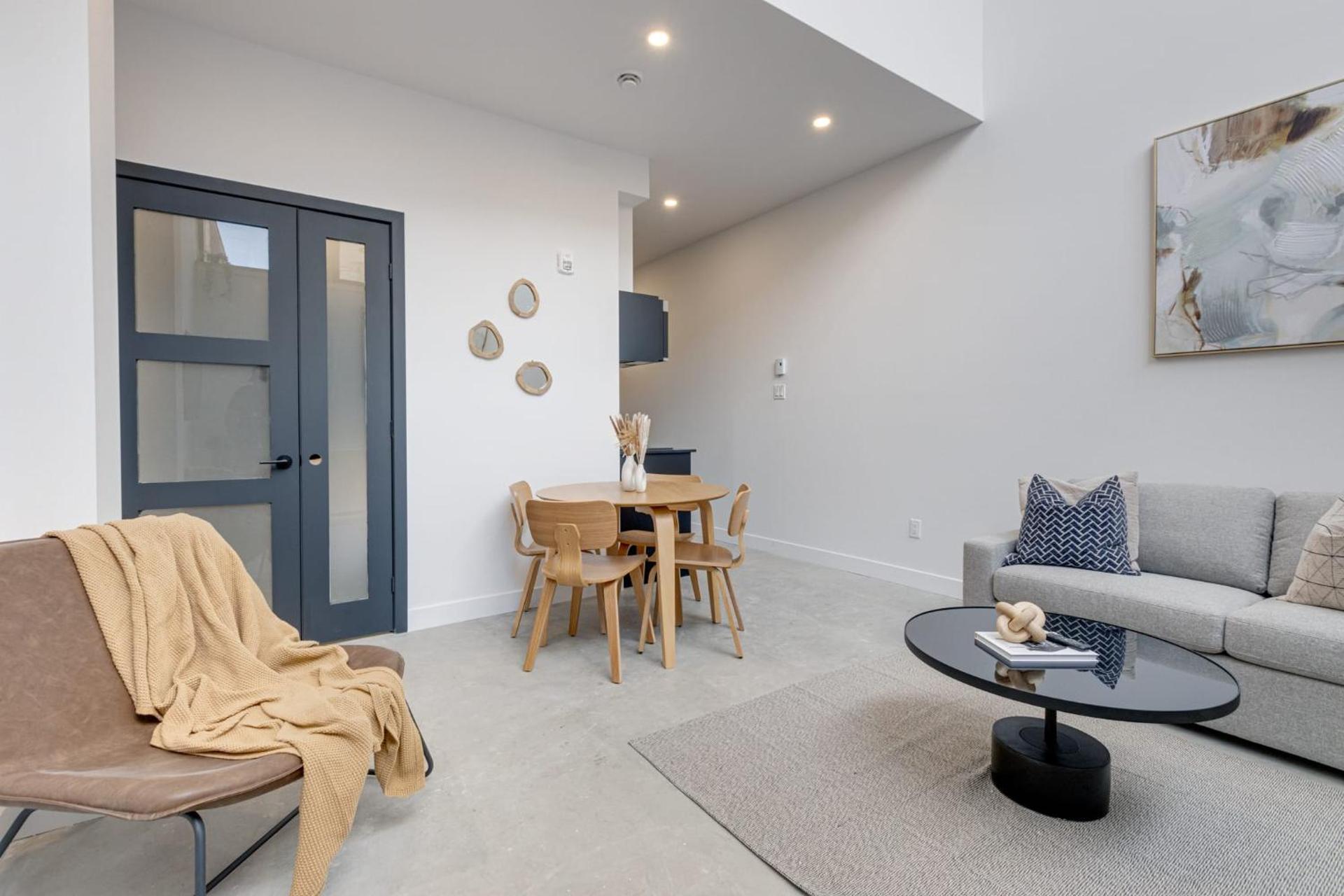 Le Mile End by M11 - 2 BDR Loft with Sofa Bed