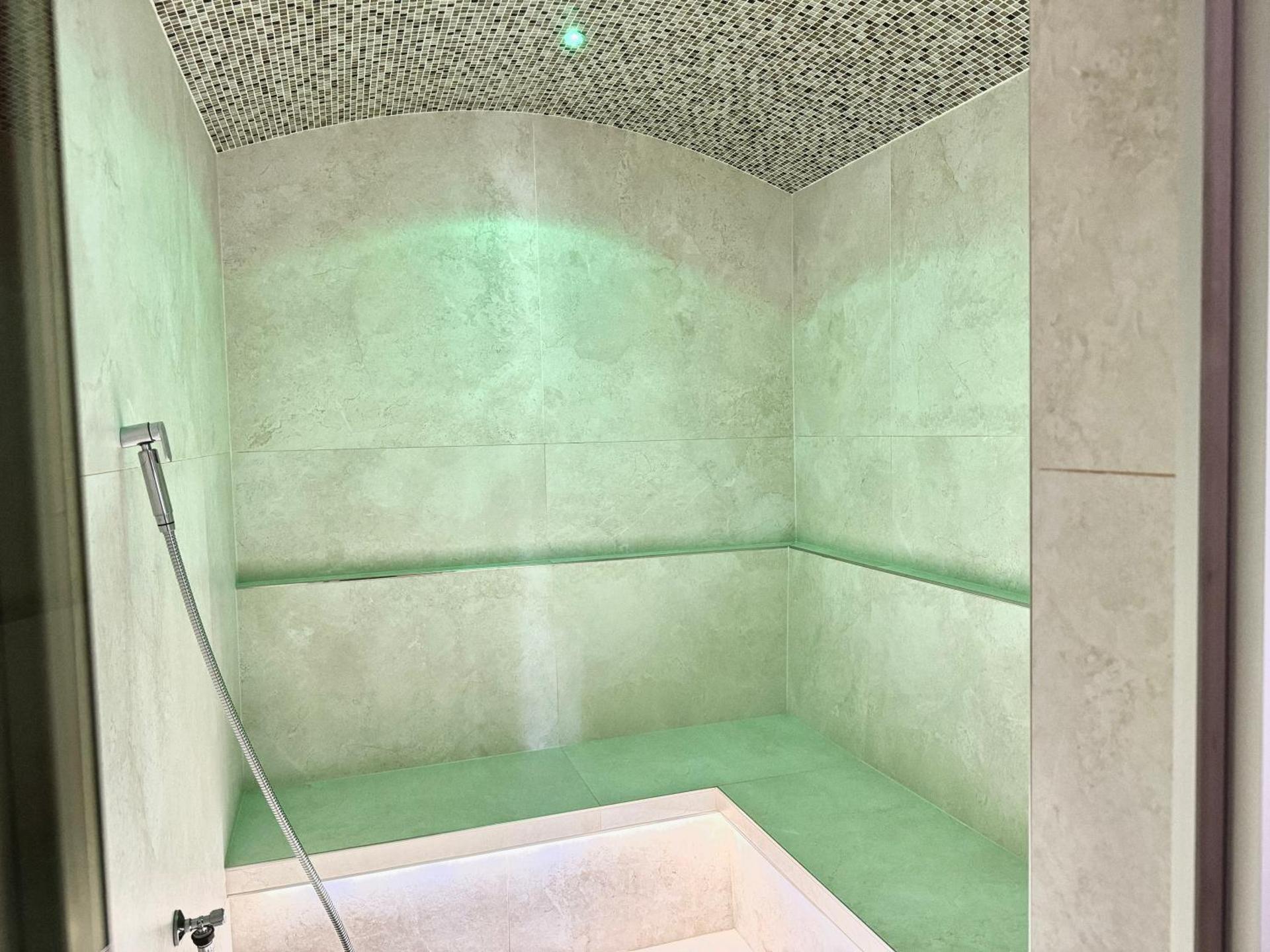 Spa and wellness centre/facilities