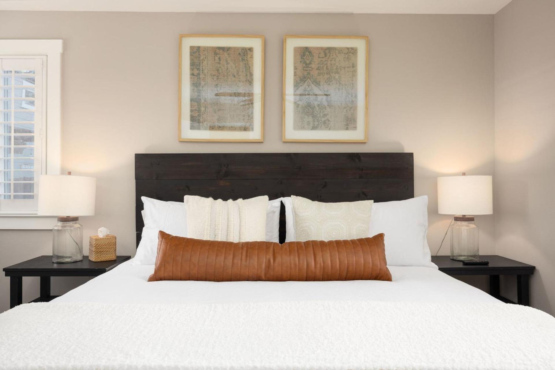 Coastal Charm Inviting 3 BR Montara Home