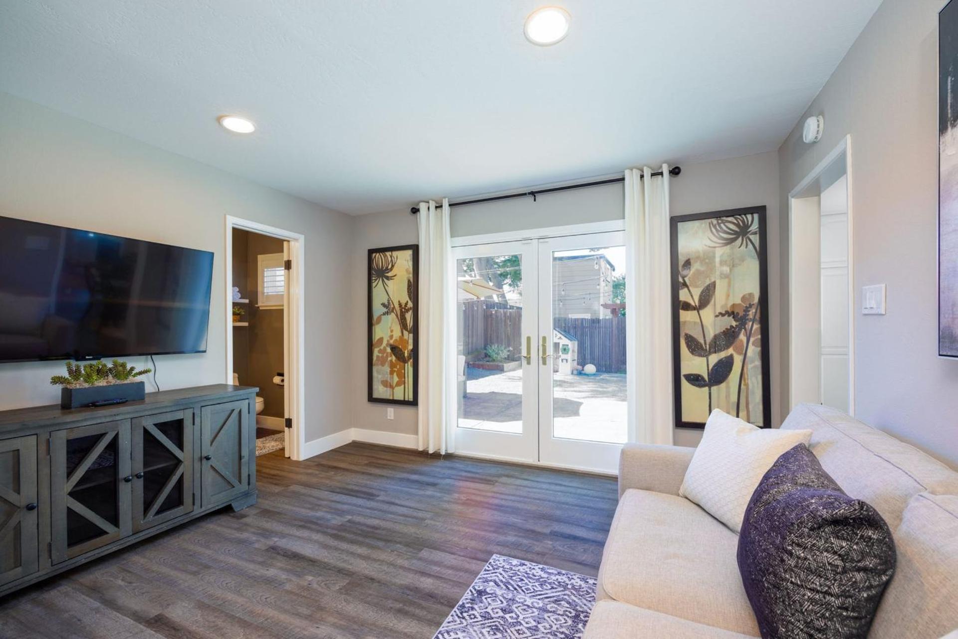 Coastal Charm Inviting 3 BR Montara Home