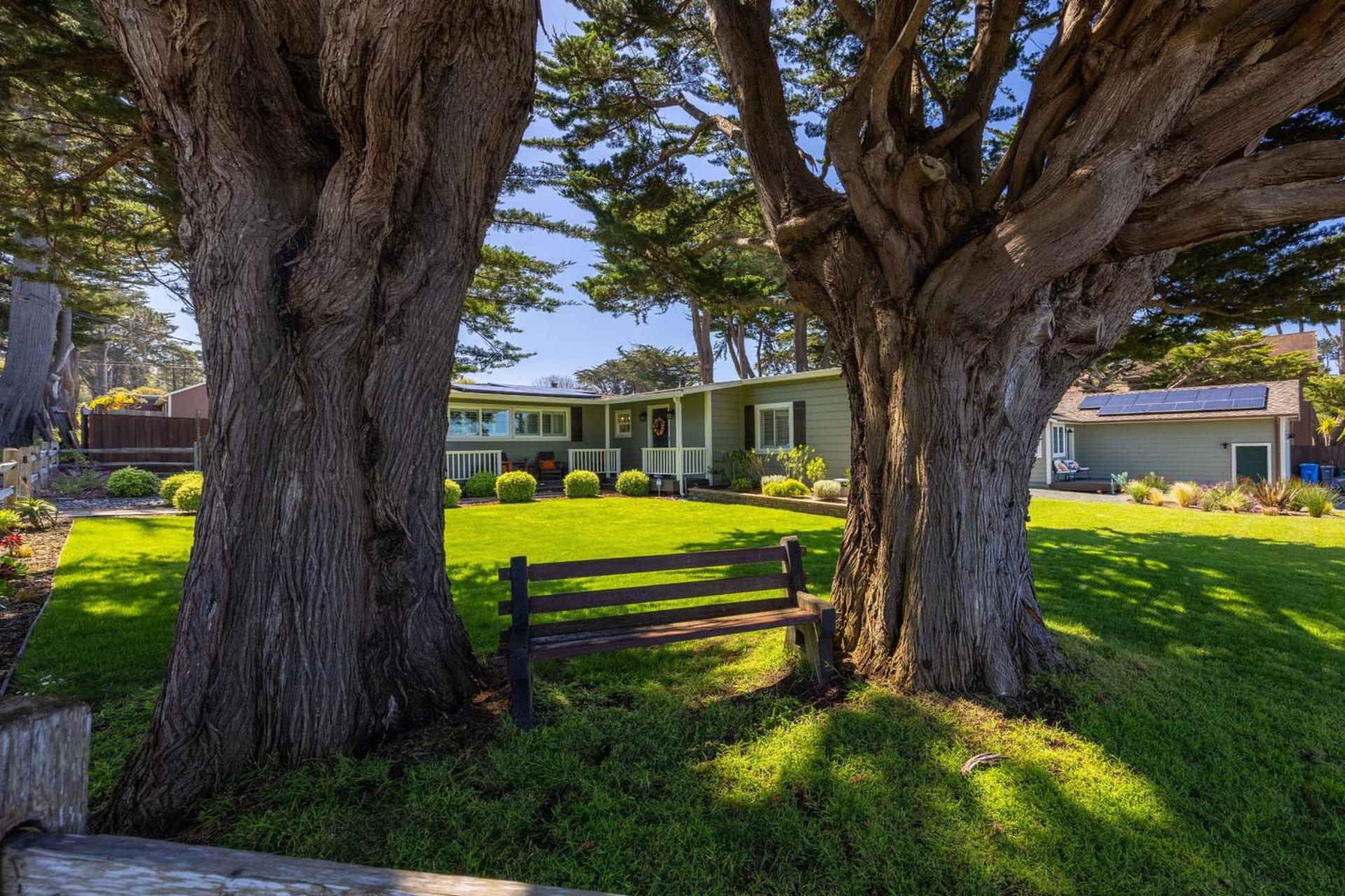 Coastal Charm Inviting 3 BR Montara Home