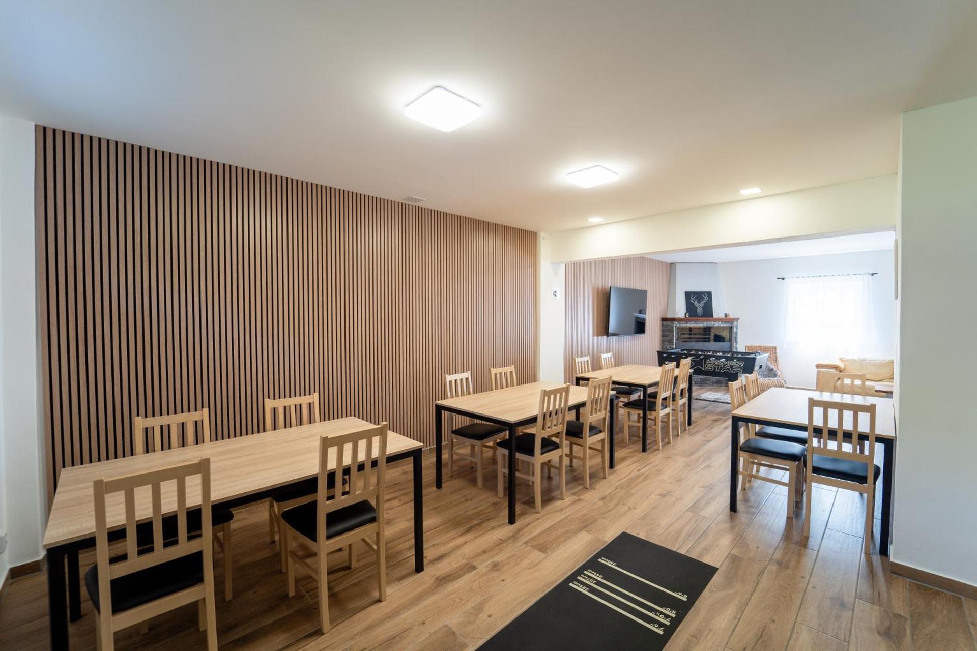 Communal lounge/ TV room