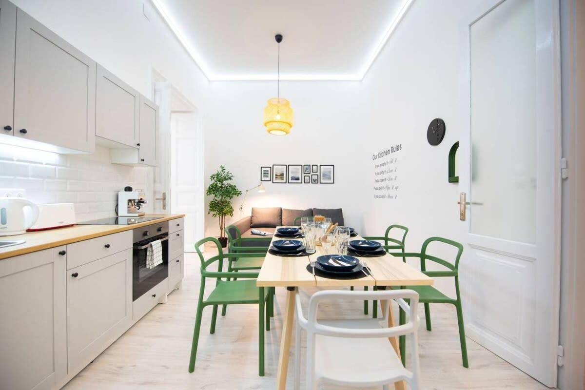 Very Central - Sunny - Comfy