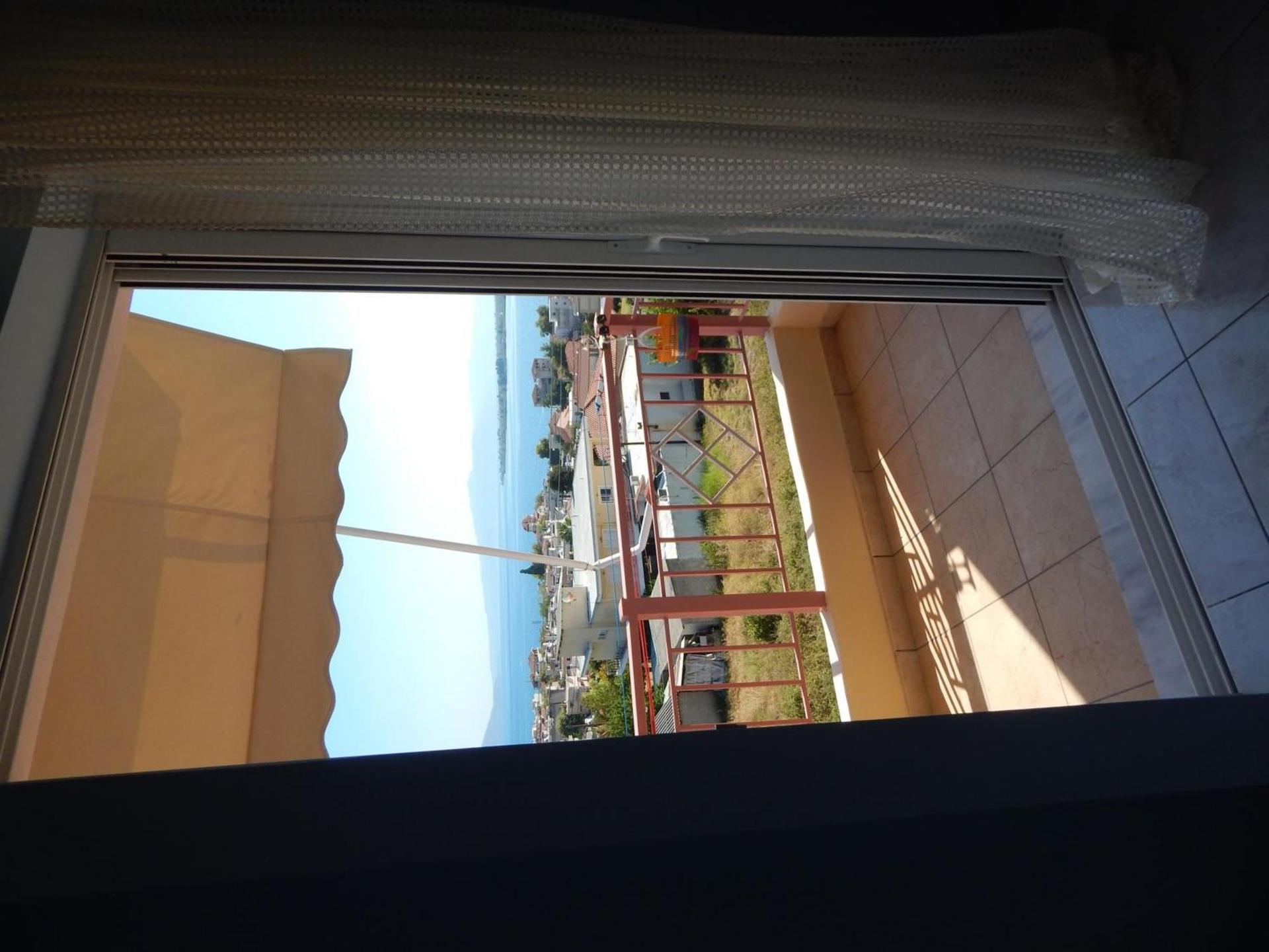 Angela's Apartment with beautiful balcony view