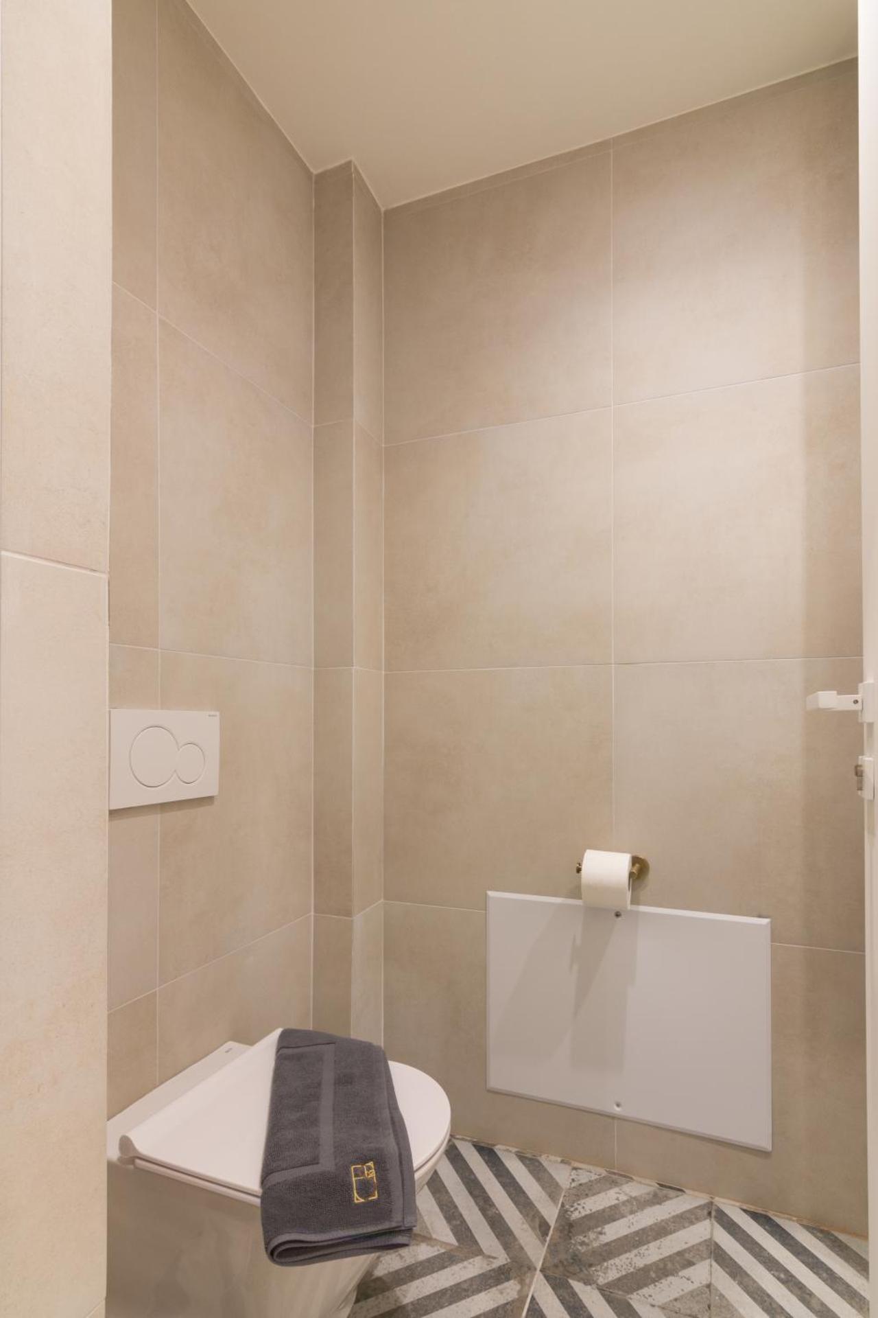 Two-Bedroom Apartment with Balcony