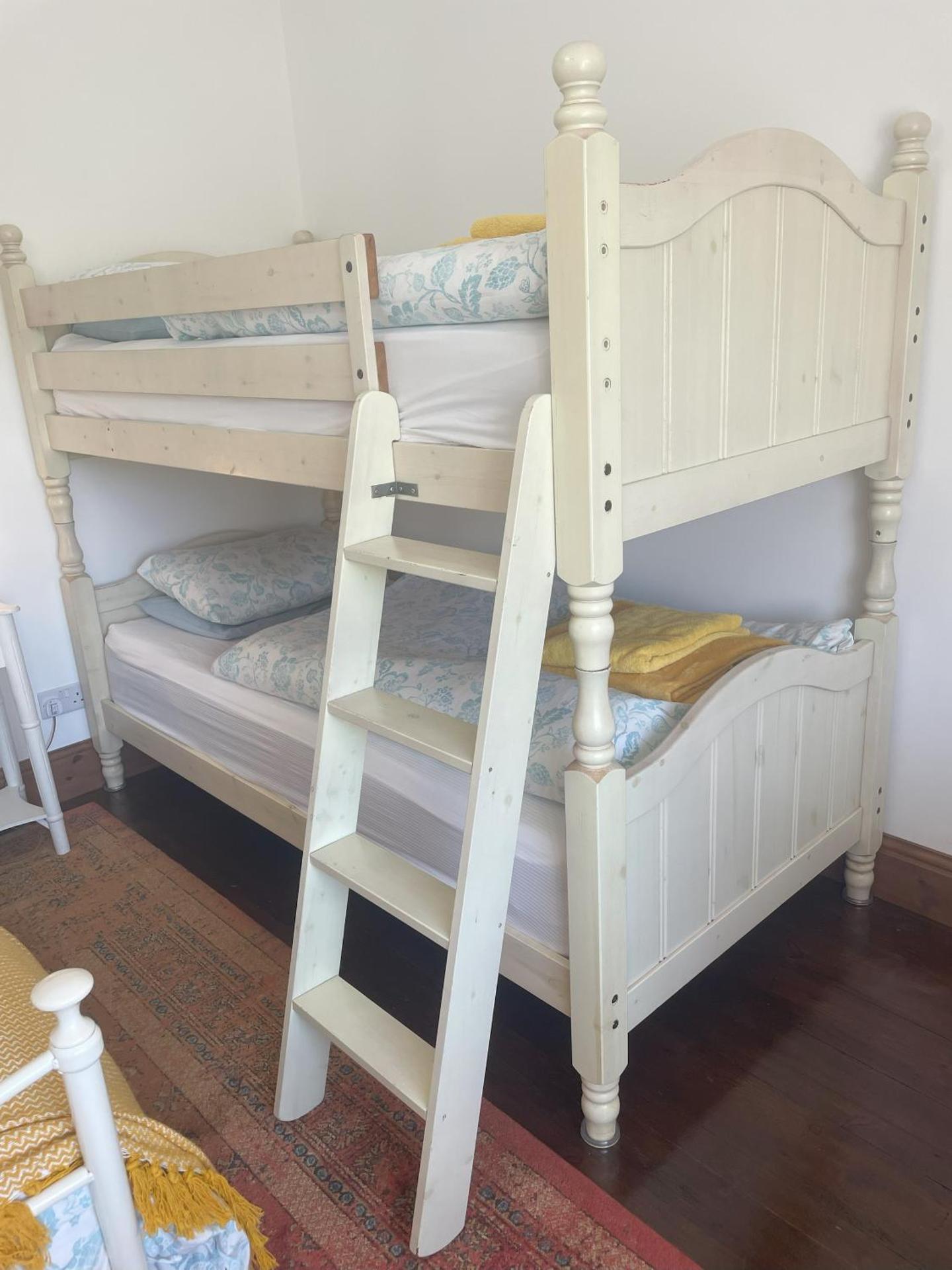 bunk bed