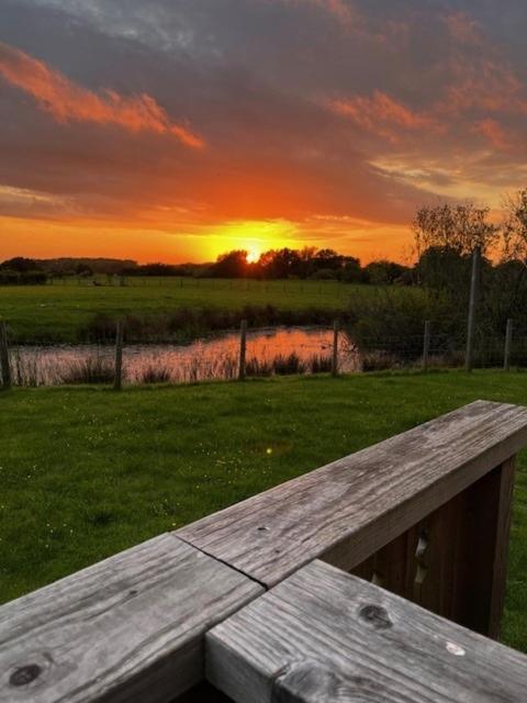 Luxury Log Cabin with a Hot Tub