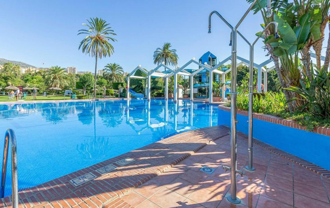 EL ESTUDIO DE LA PLAYA BENALBEACH Vistas al Mar