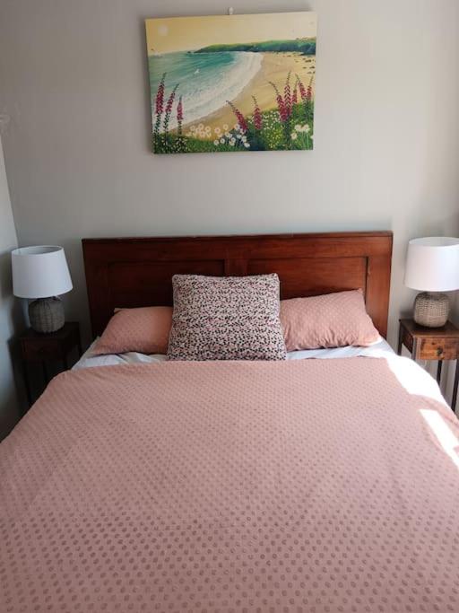 Dingle Escape -2 Bed -Sleeps 4
