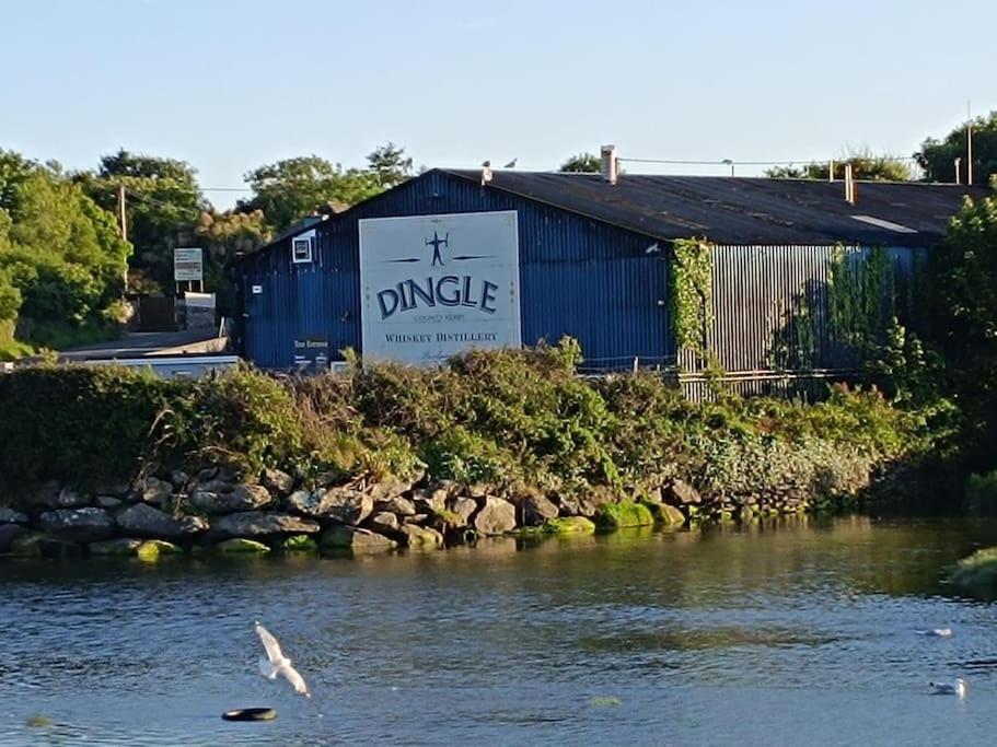 Dingle Escape -2 Bed -Sleeps 4
