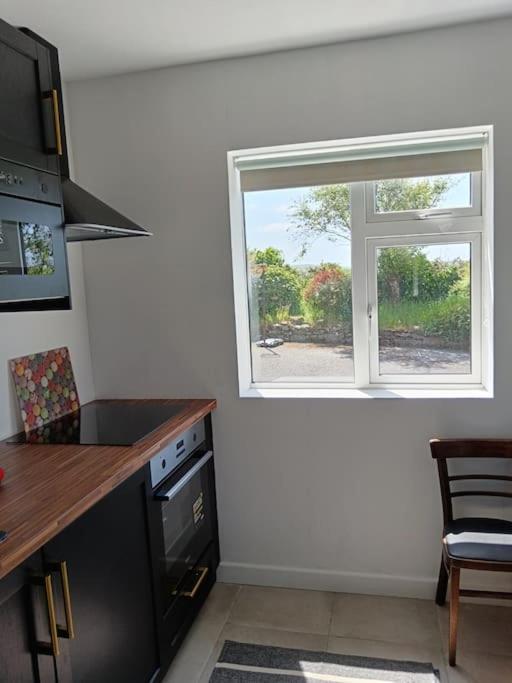 Dingle Escape -2 Bed -Sleeps 4