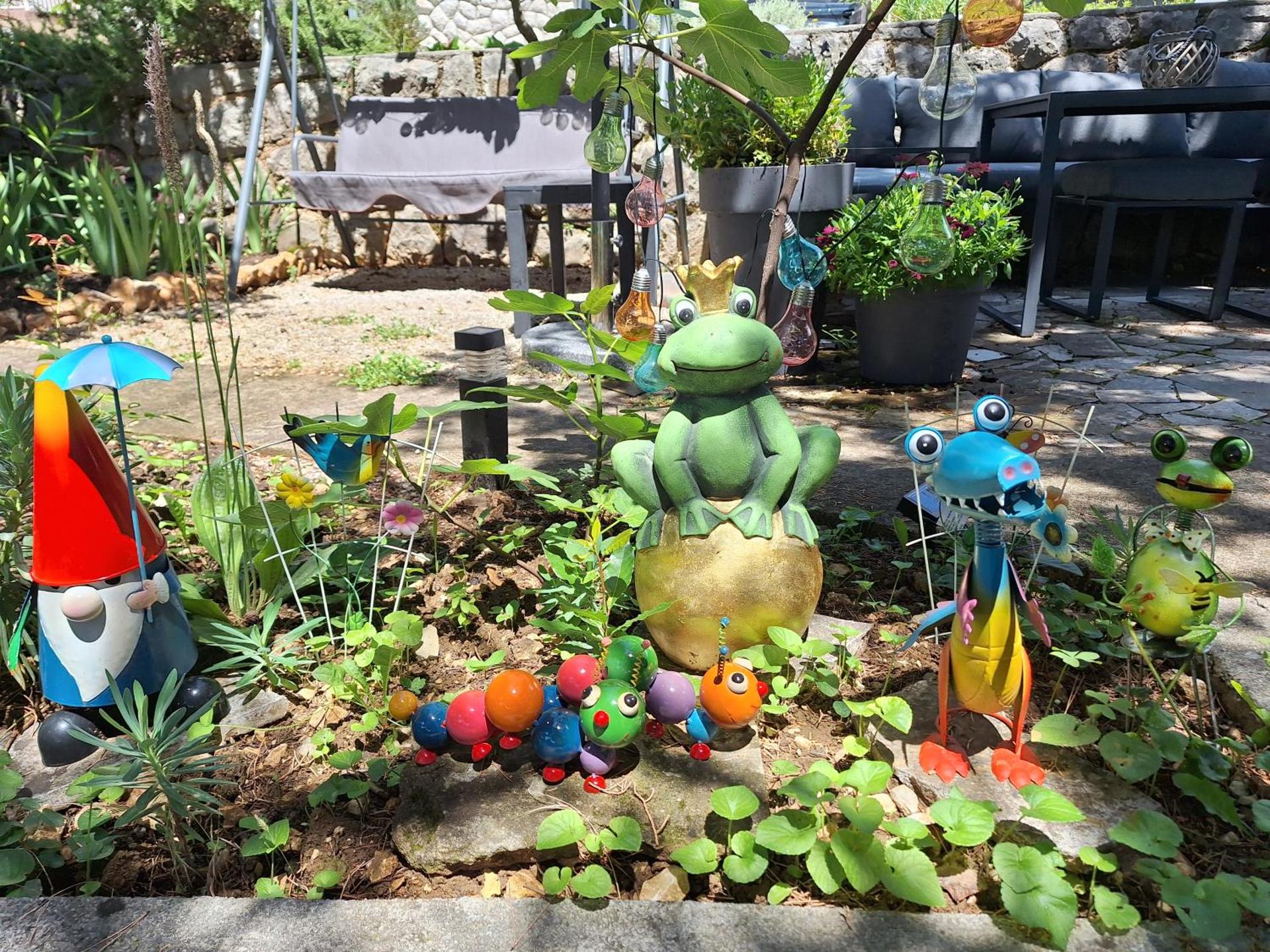 Apartment with terace