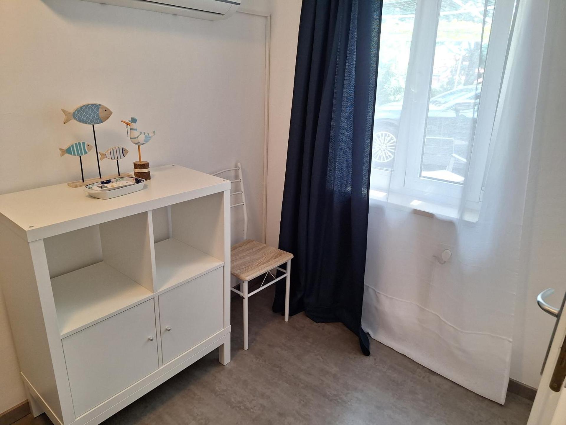 Apartment with terace