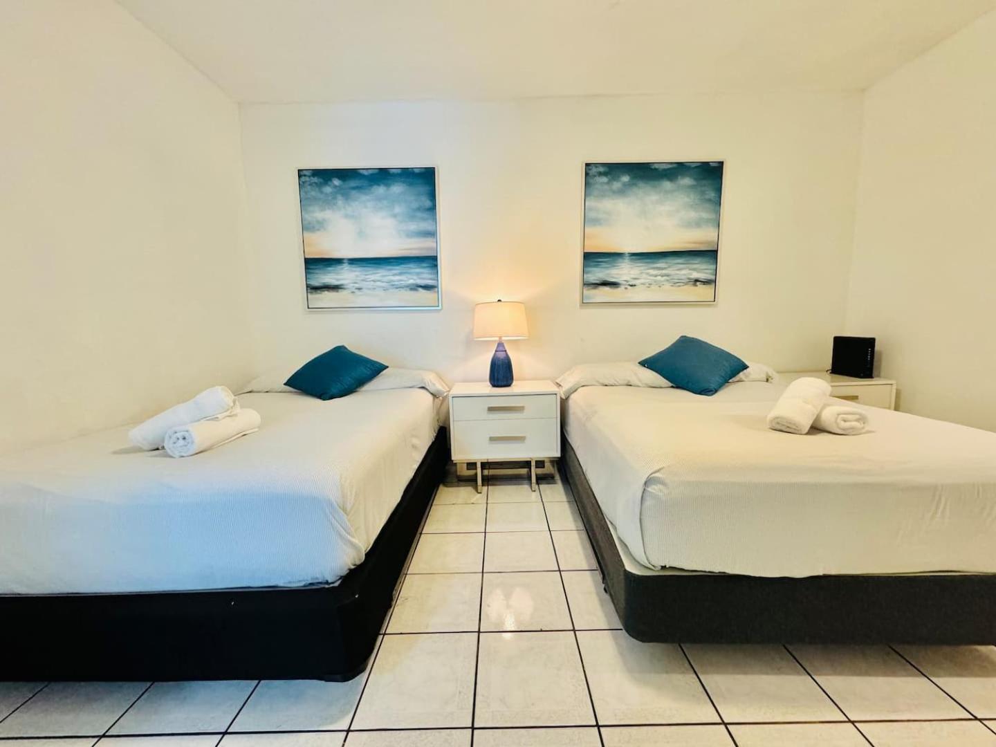 Sunrise Family Oasis Pool Lake Canal Views