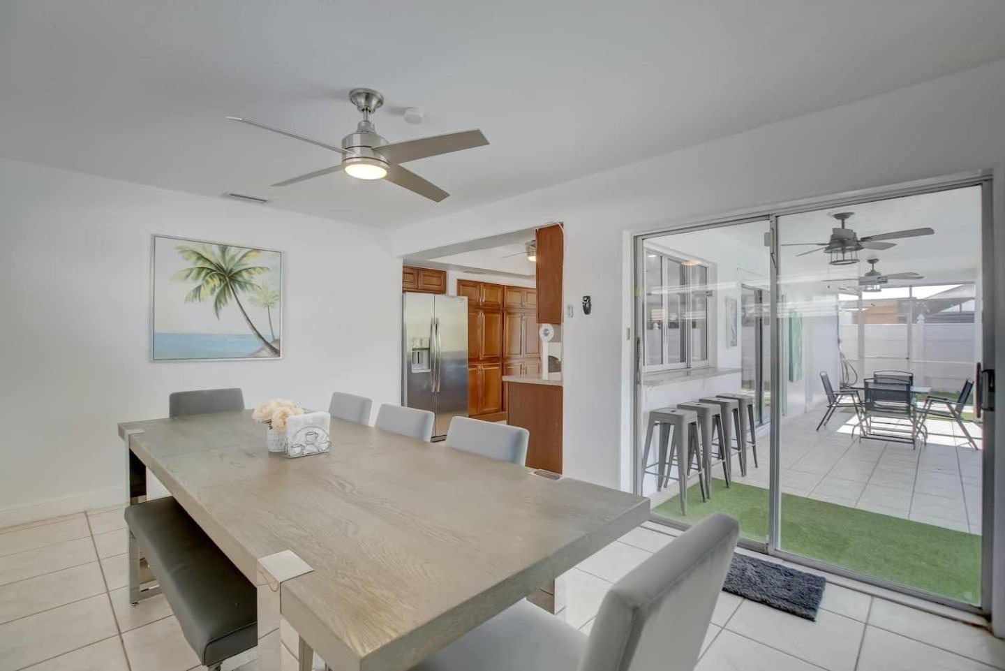 Sunrise Family Oasis Pool Lake Canal Views