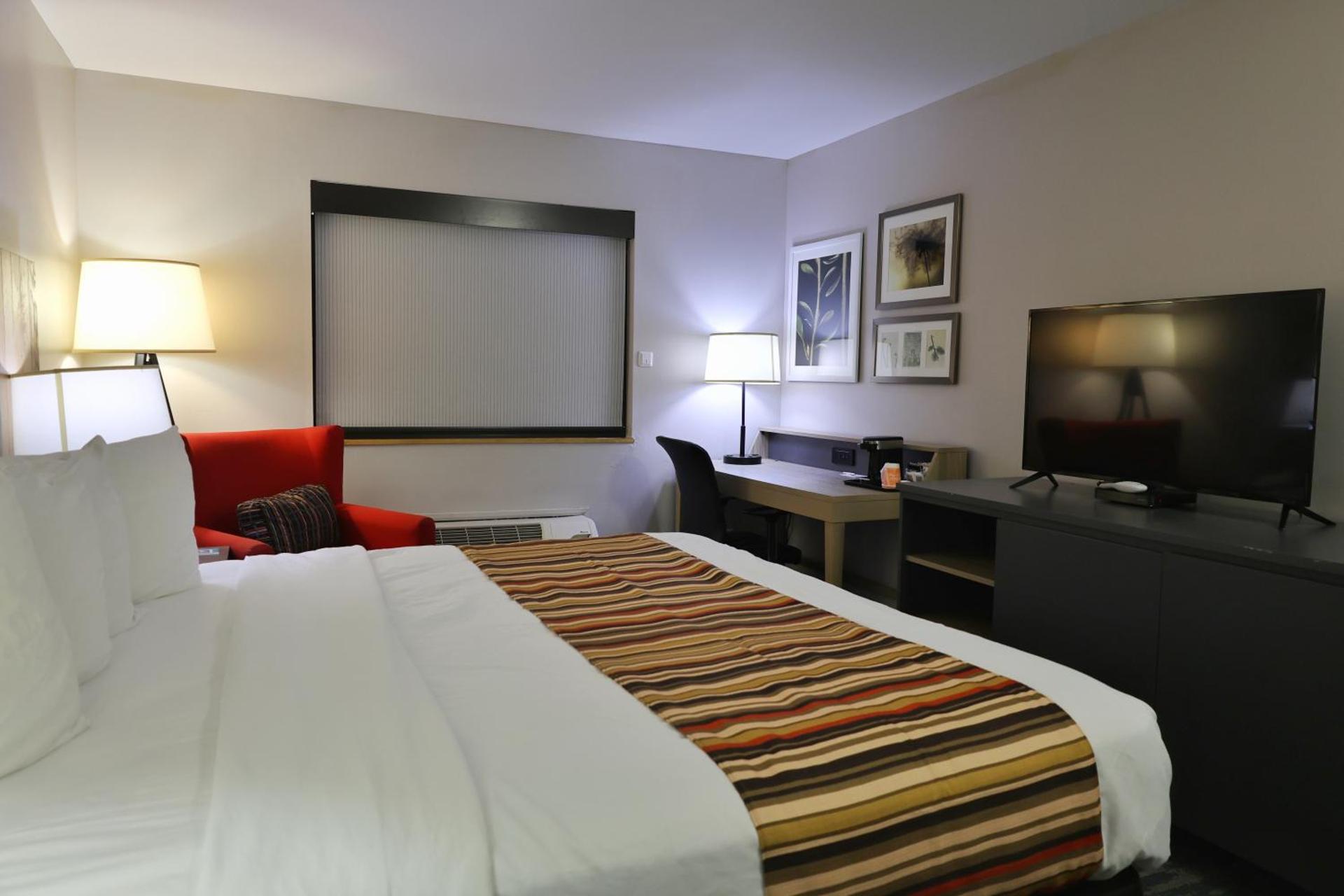 Communal lounge/ TV room