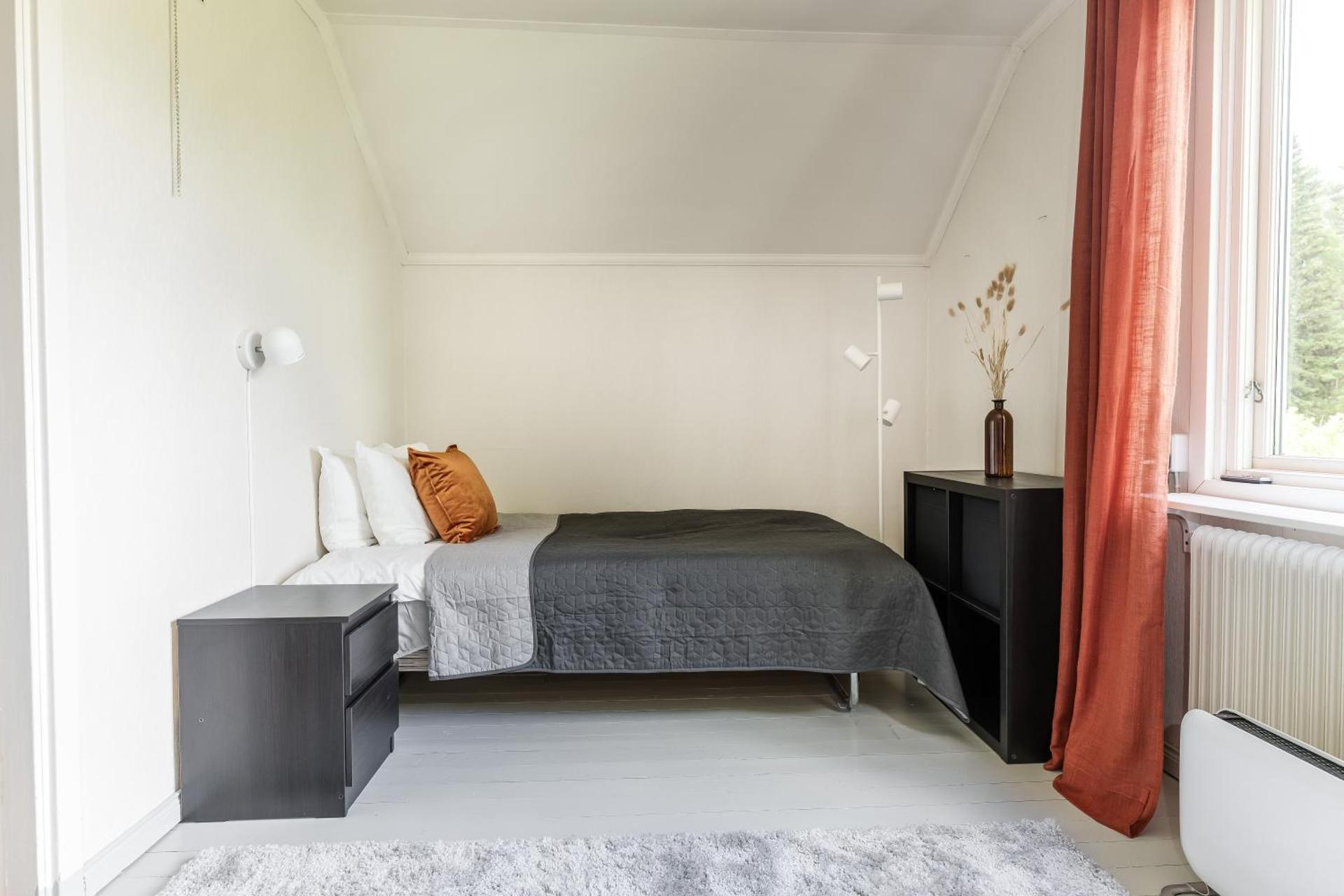 Relaxing Family Home Near The Lake