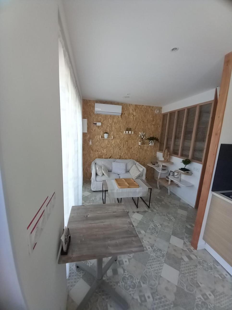 Studio meublé, Le Figuier d'Elian