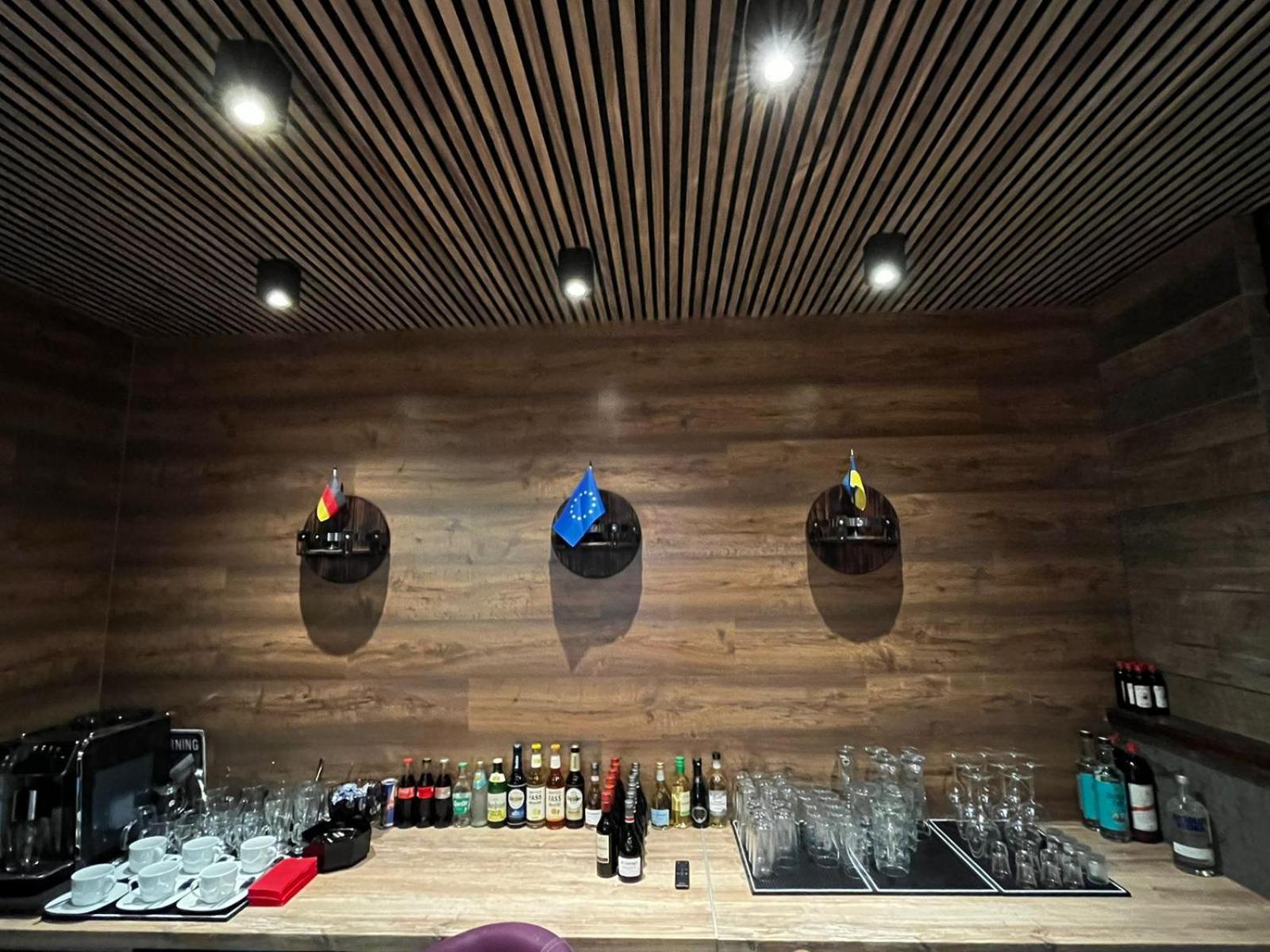 Lounge or bar