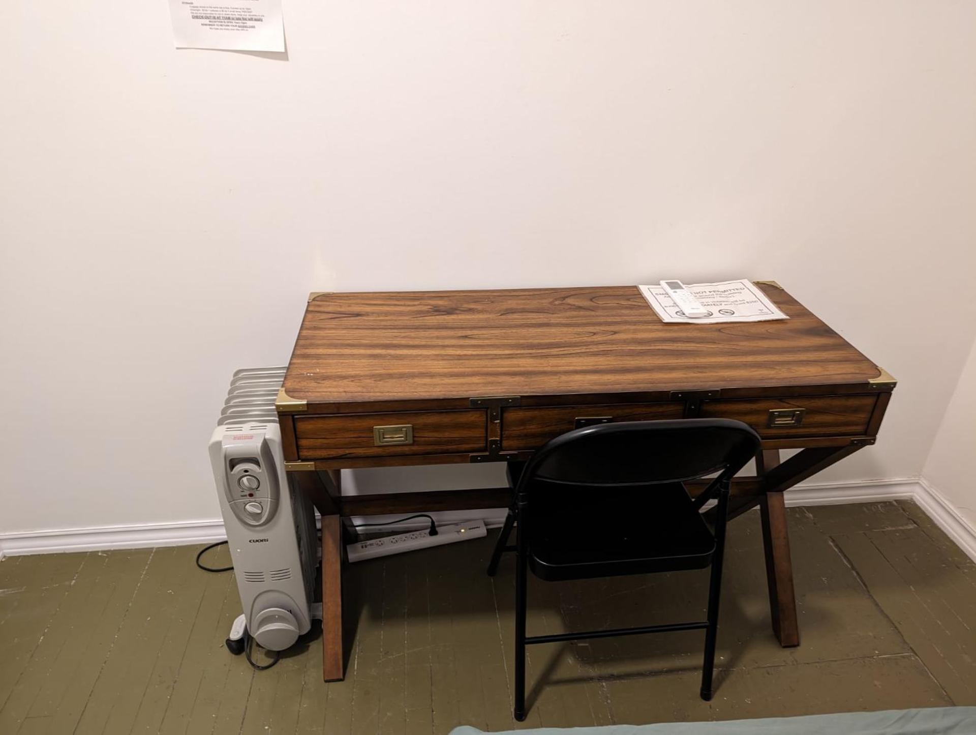 Queen Room with Shared Bathroom