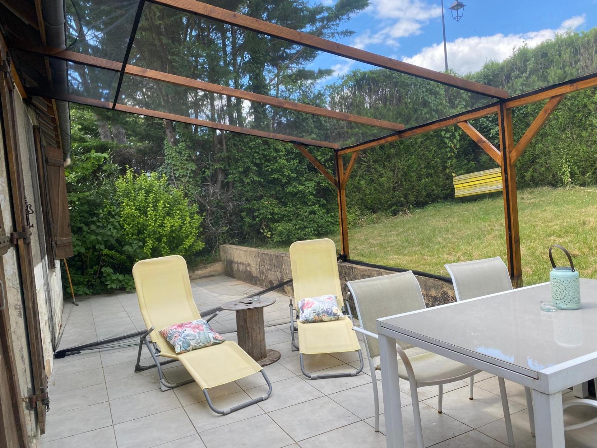 Au lilas rose Maison entre campagne et village