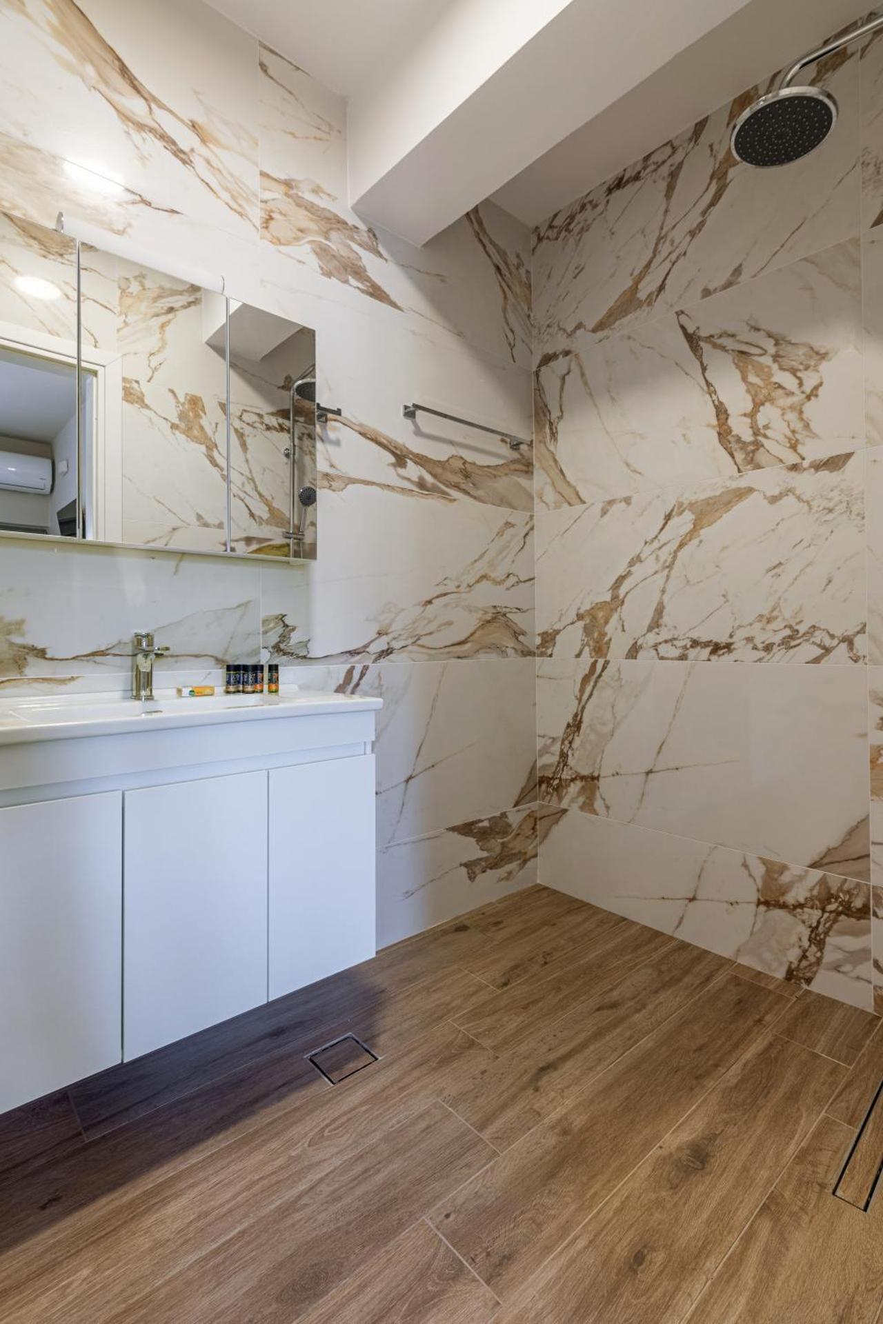 Mythos Village Diskos