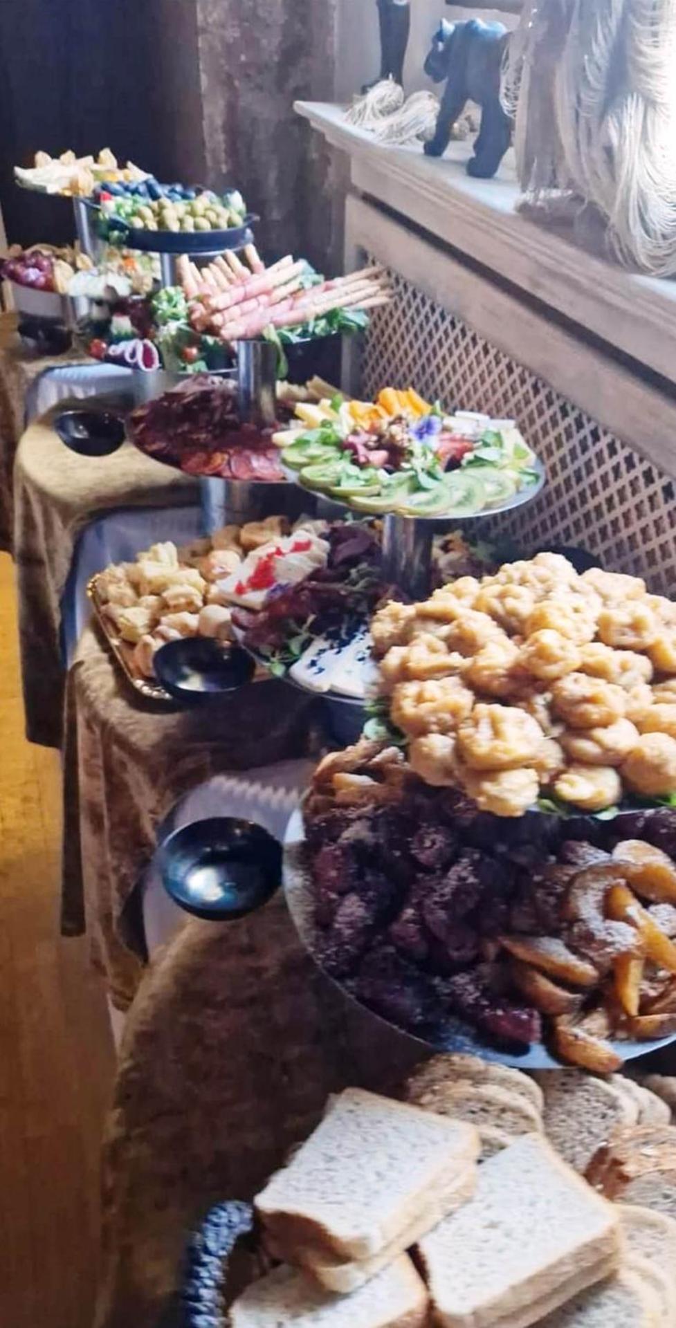 Restaurant/places to eat